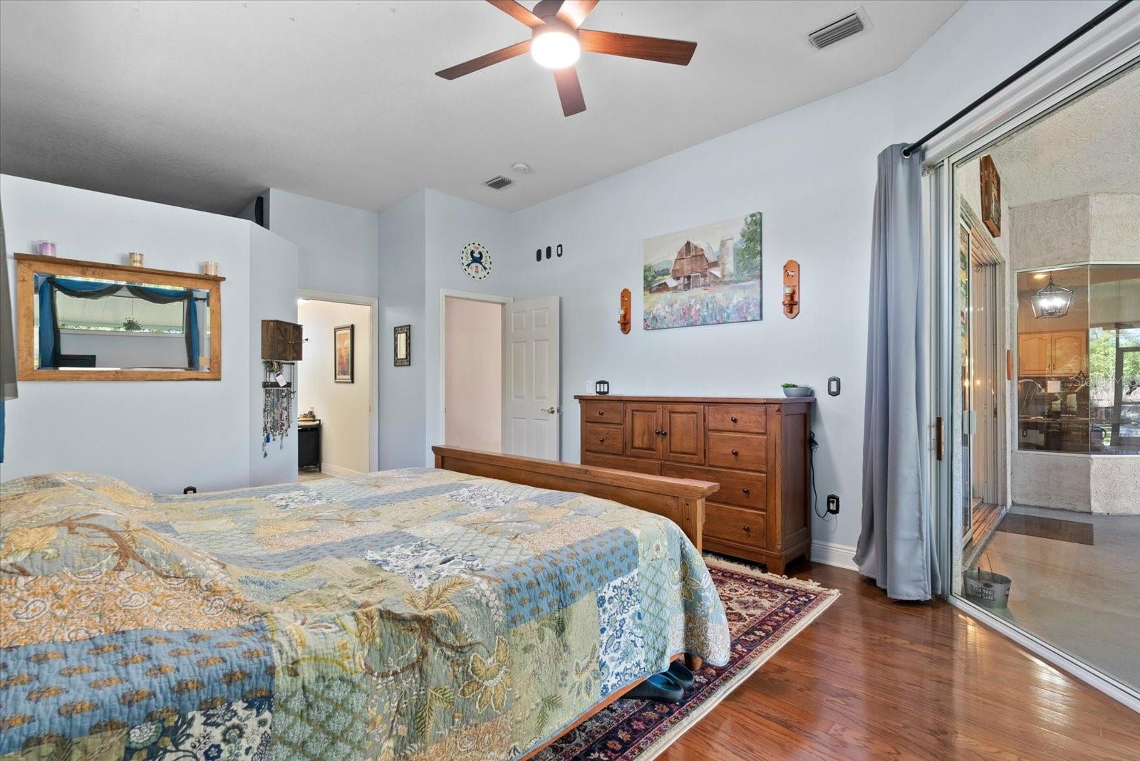 Image 24 of 68 For 5202 Erie Road