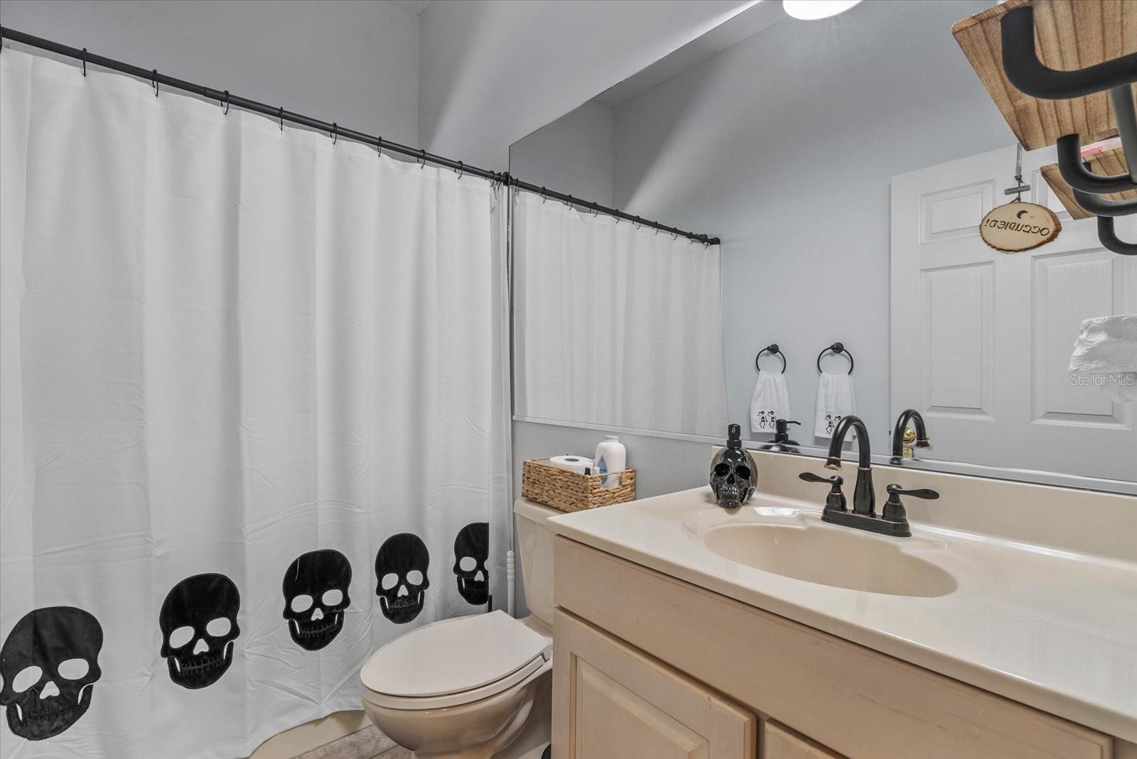 Image 29 of 68 For 5202 Erie Road