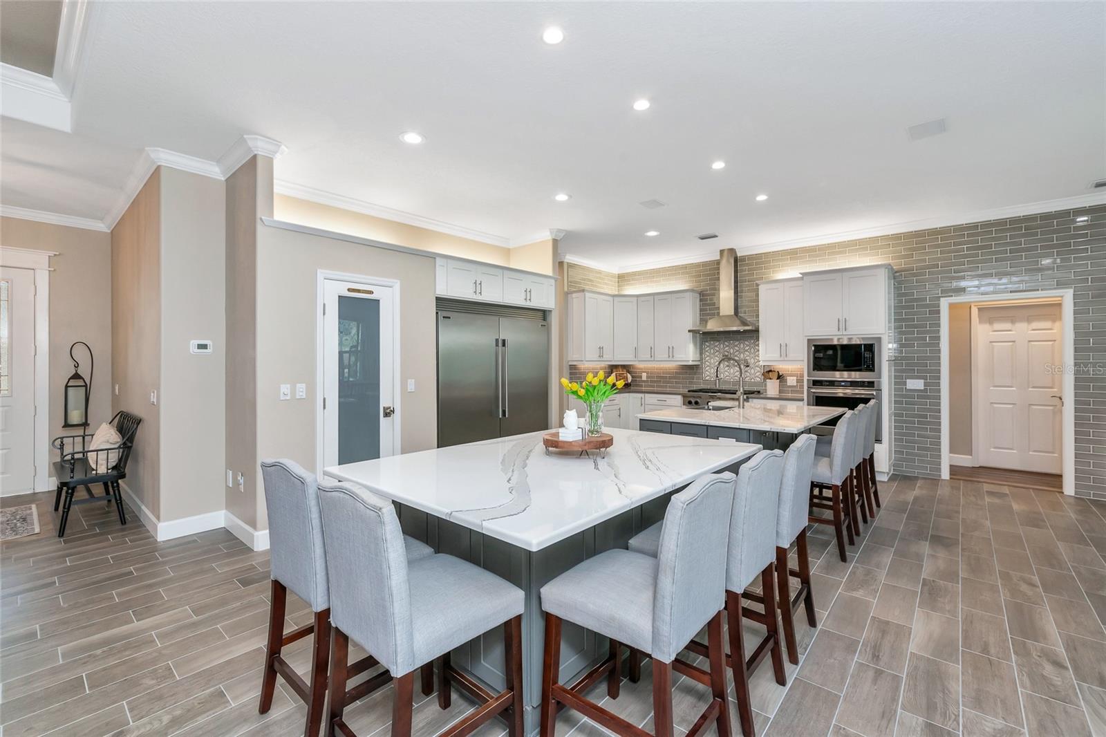 Image 24 of 99 For 702 Woodview Way