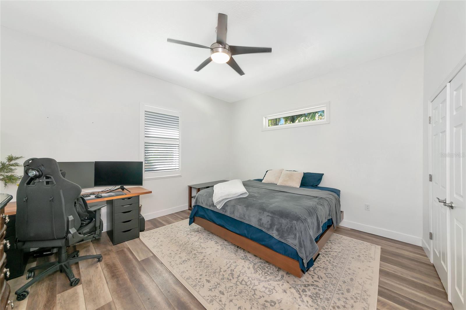 Image 46 of 99 For 702 Woodview Way