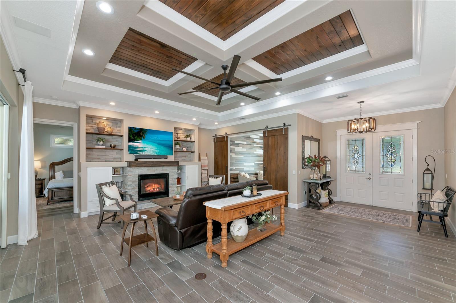 Image 5 of 99 For 702 Woodview Way