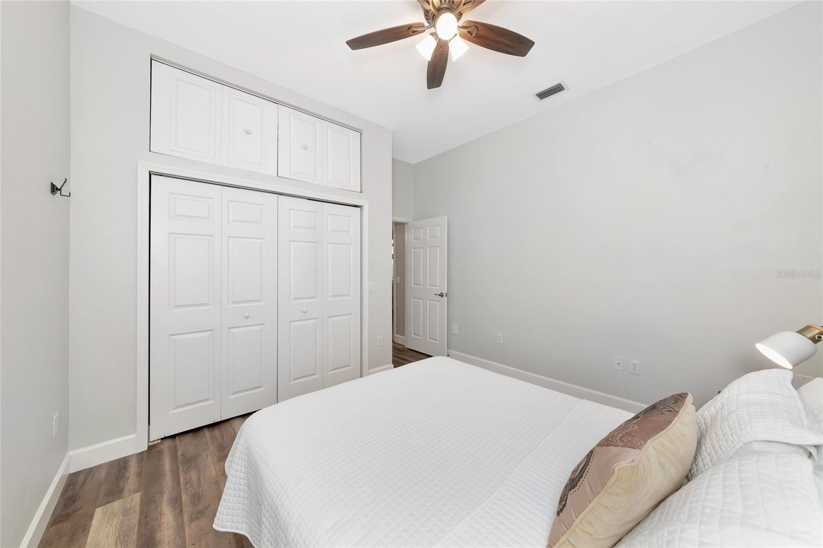 Image 52 of 99 For 702 Woodview Way