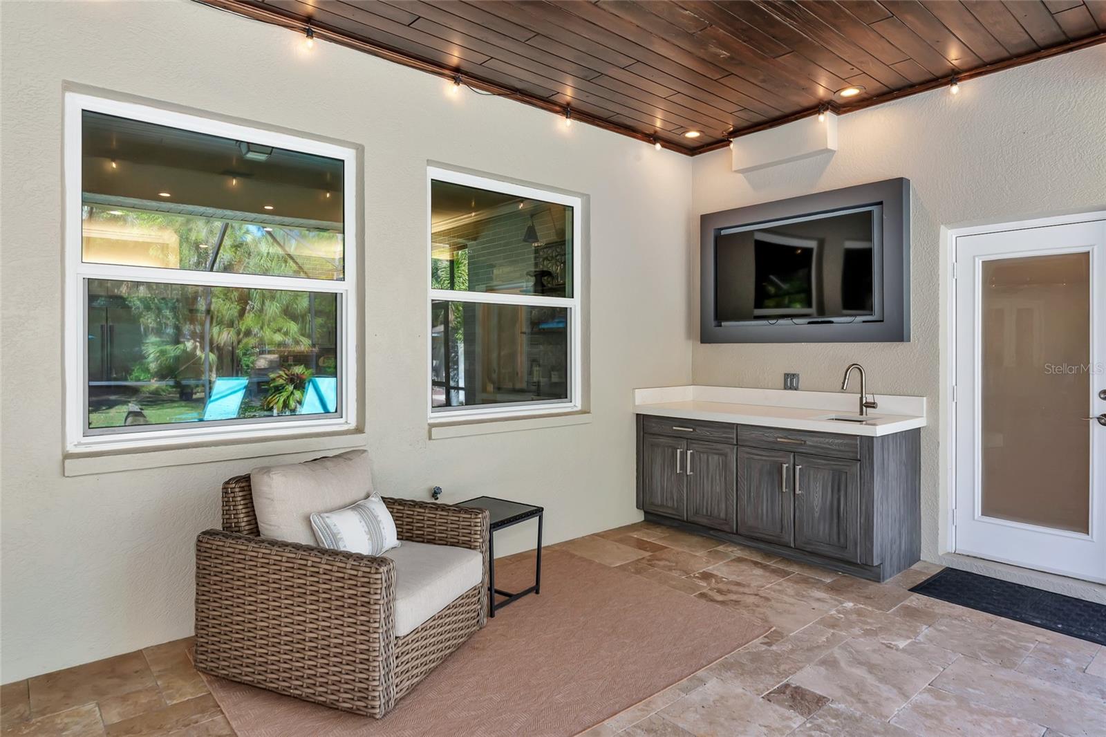 Image 54 of 99 For 702 Woodview Way