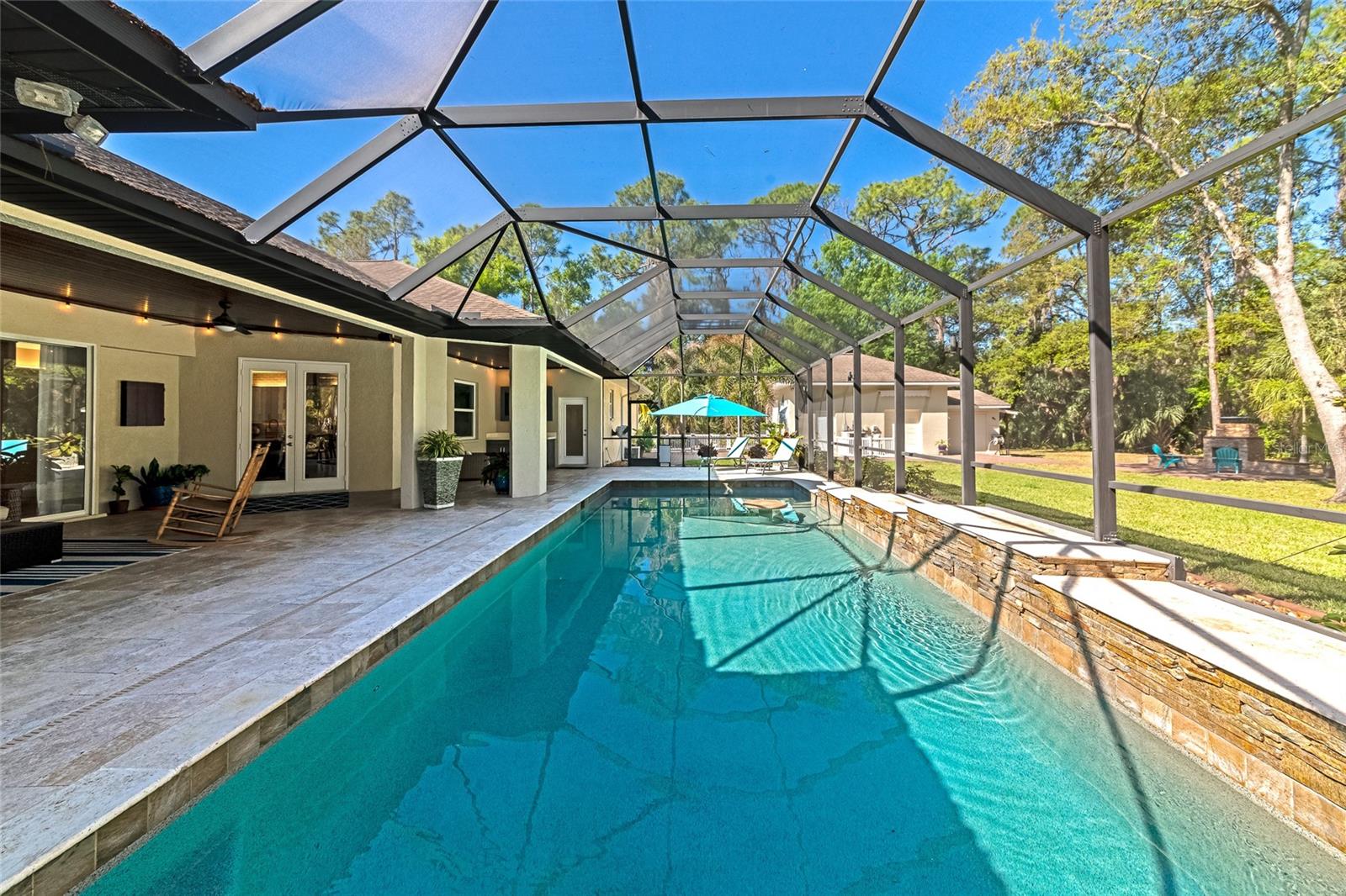 Image 60 of 99 For 702 Woodview Way