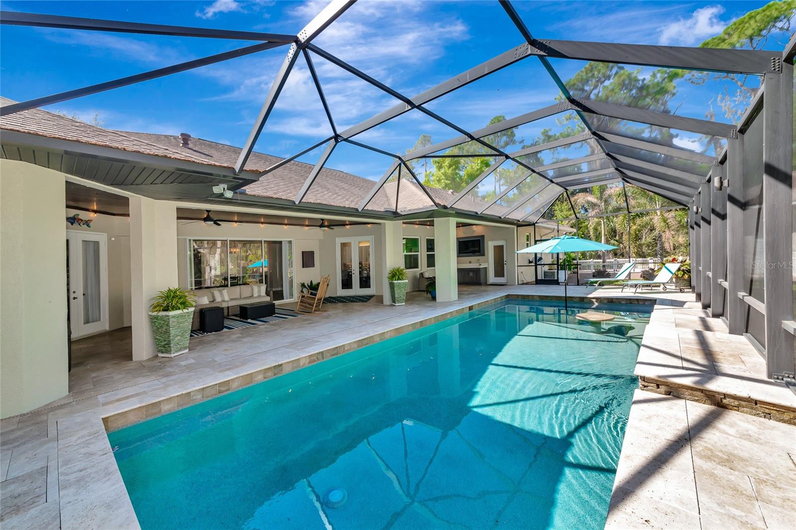 Image 61 of 99 For 702 Woodview Way