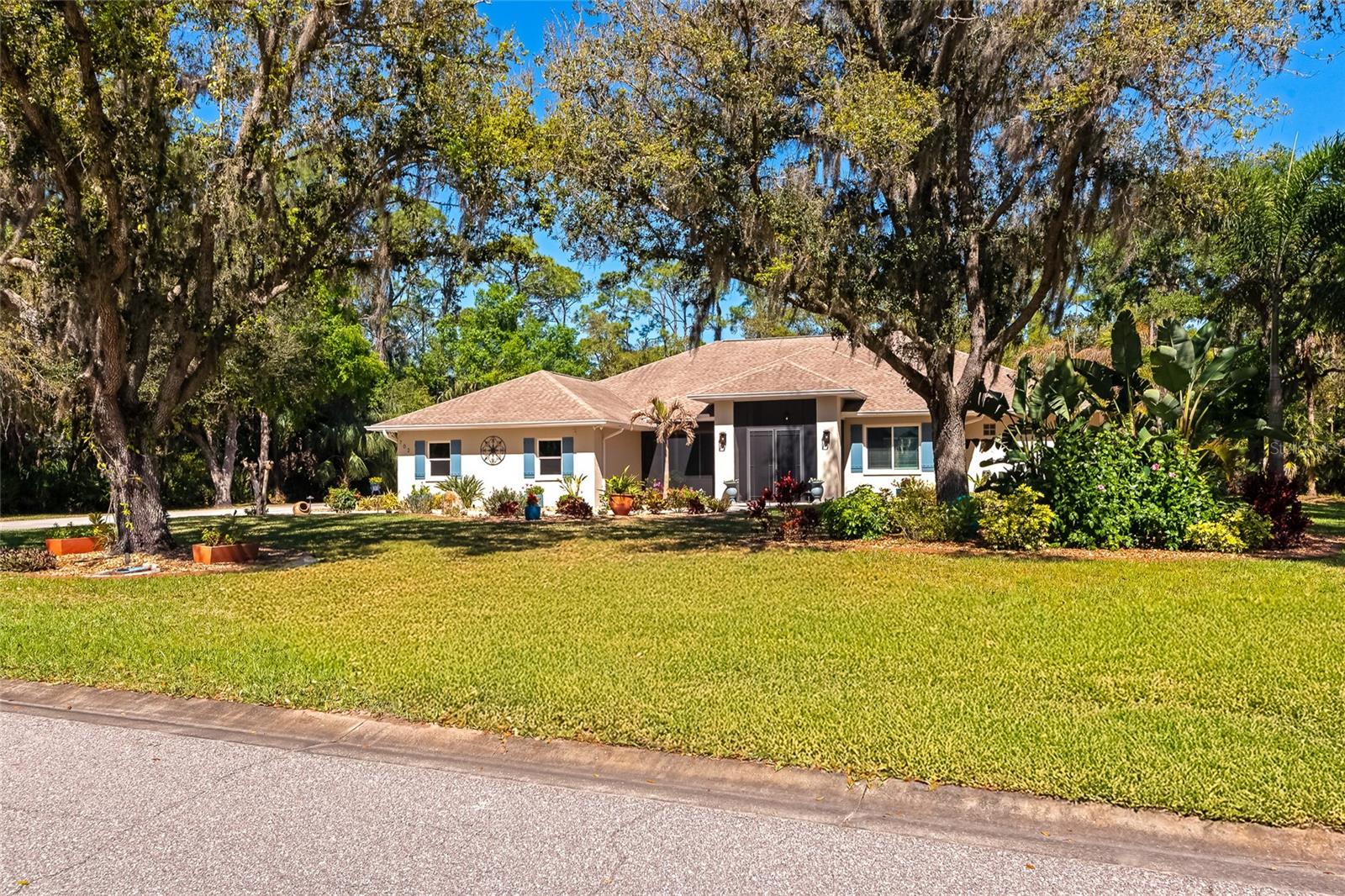 Image 73 of 99 For 702 Woodview Way