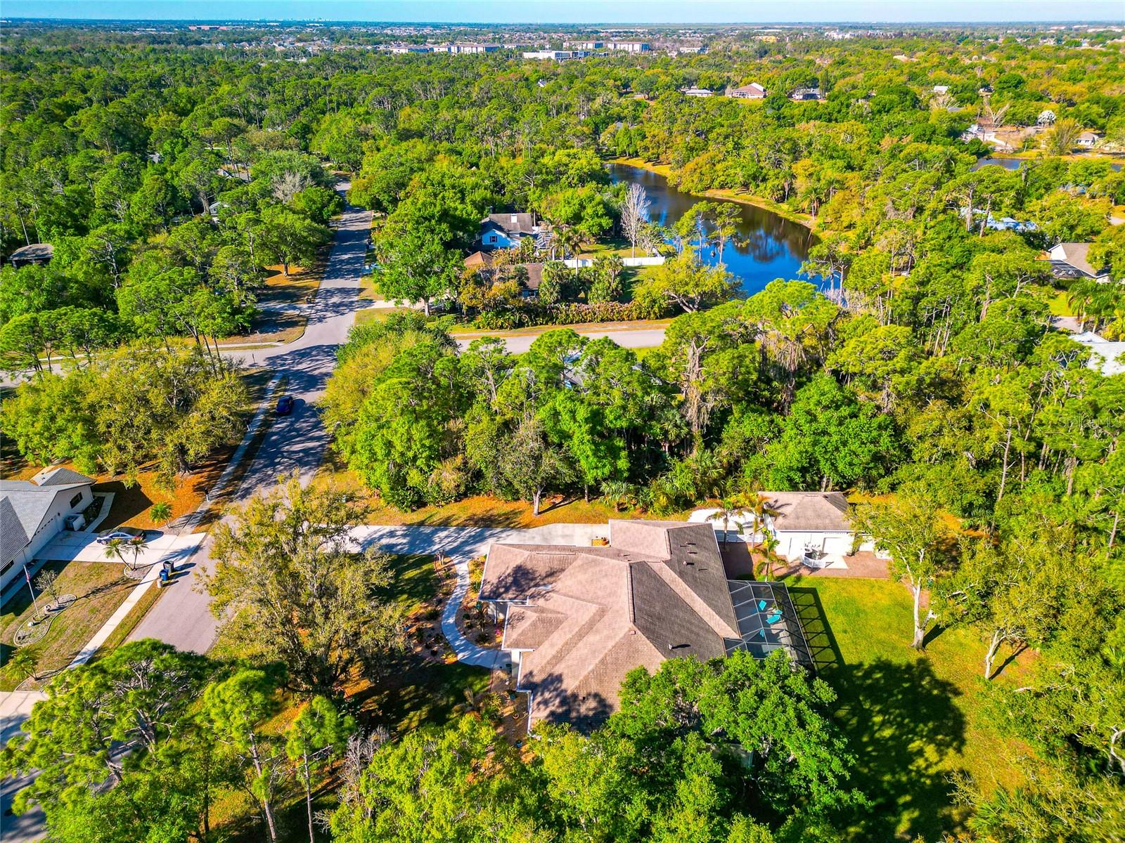 Image 86 of 99 For 702 Woodview Way