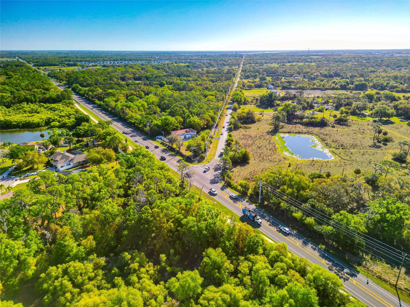 Image 92 of 99 For 702 Woodview Way