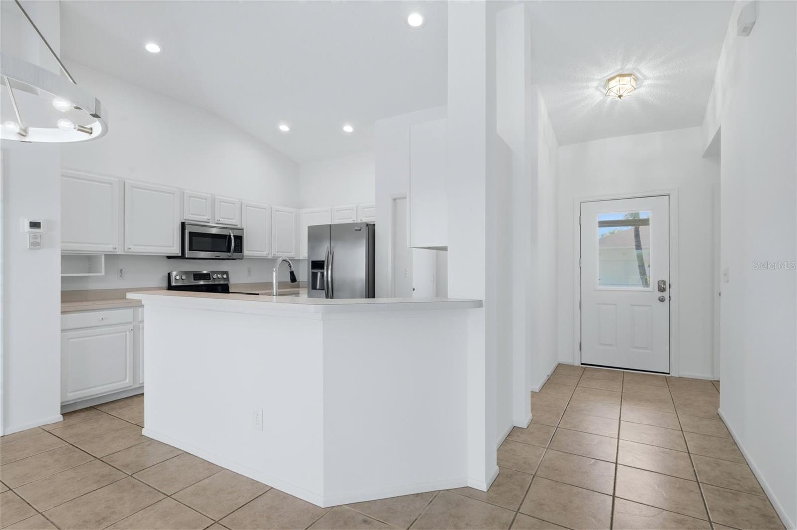 Image 12 of 55 For 4921 Thames Lane