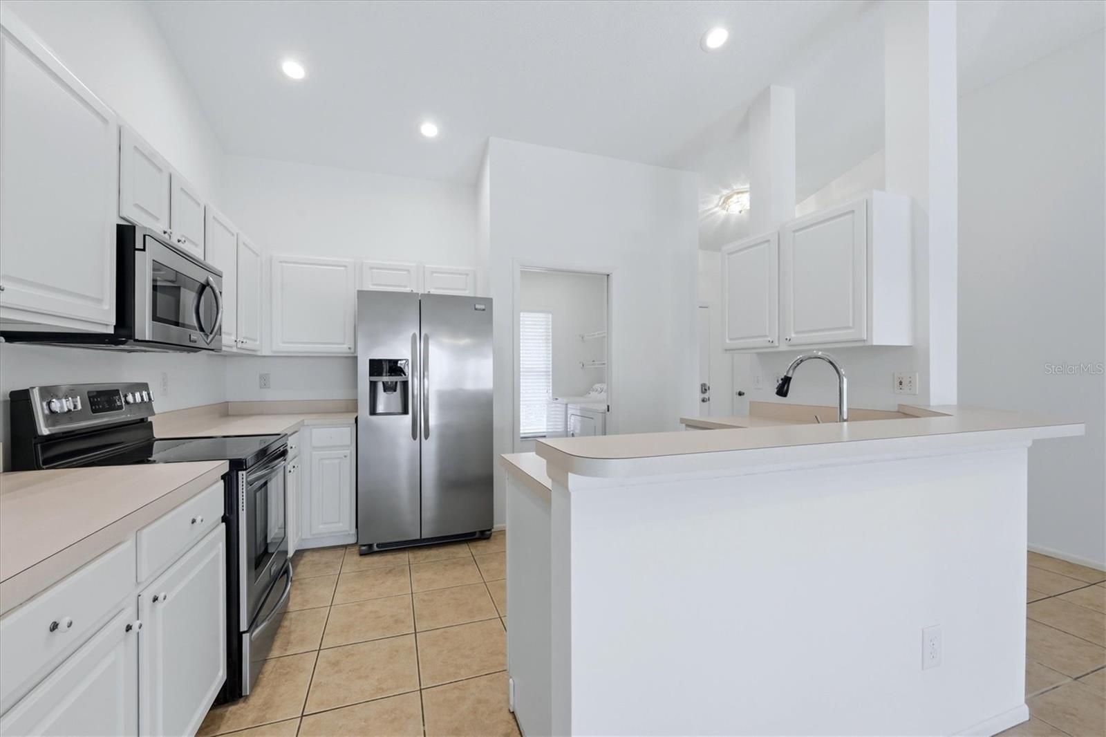 Image 13 of 55 For 4921 Thames Lane