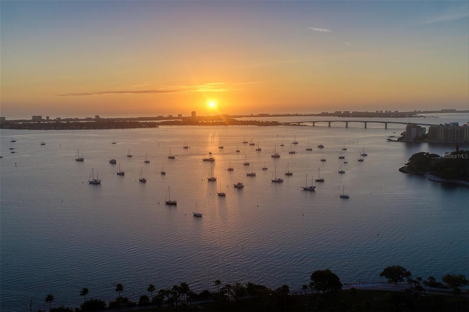 Image 54 of 55 For 4921 Thames Lane