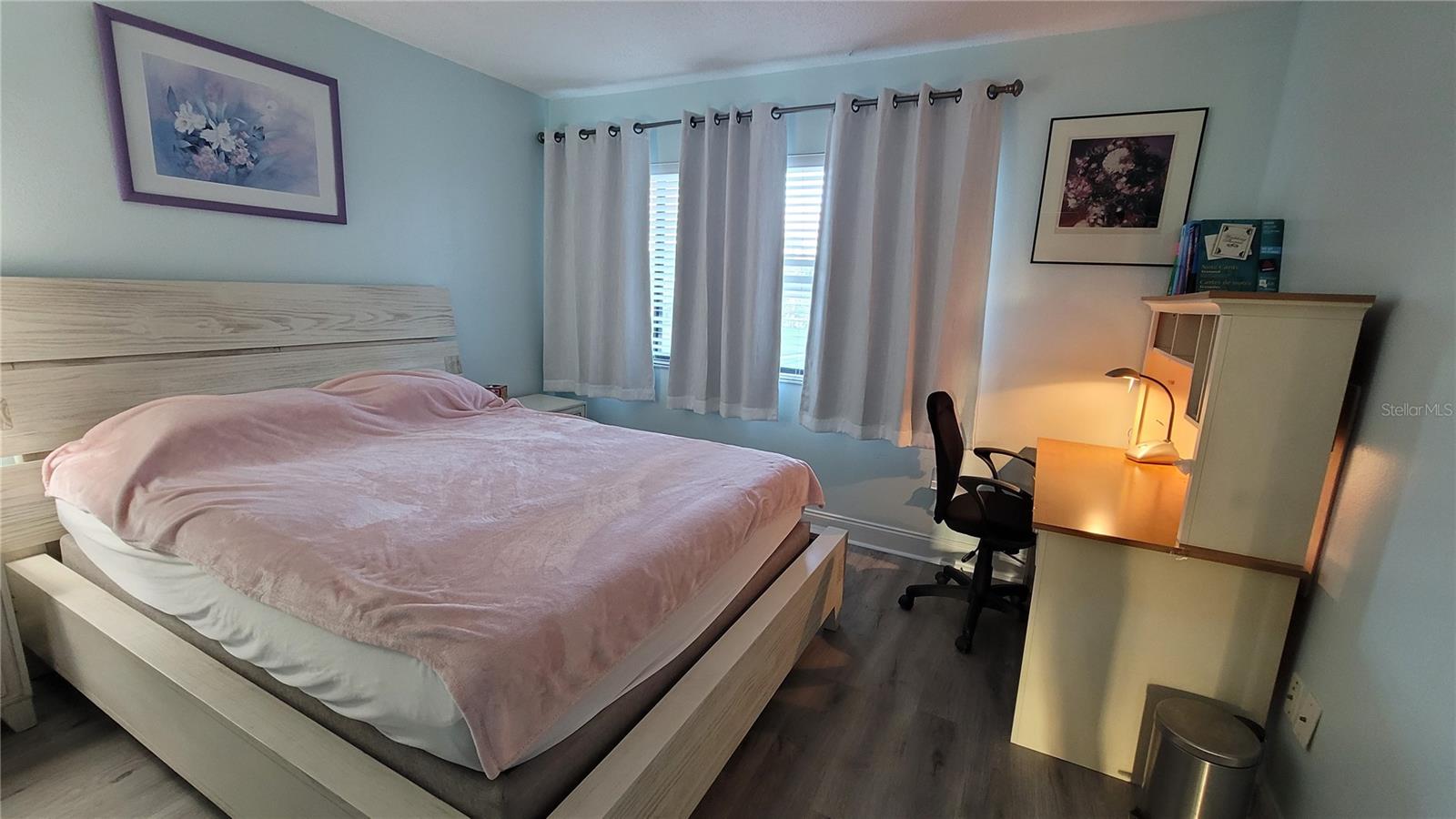 Image 12 of 16 For 320 Barcelona Drive 320