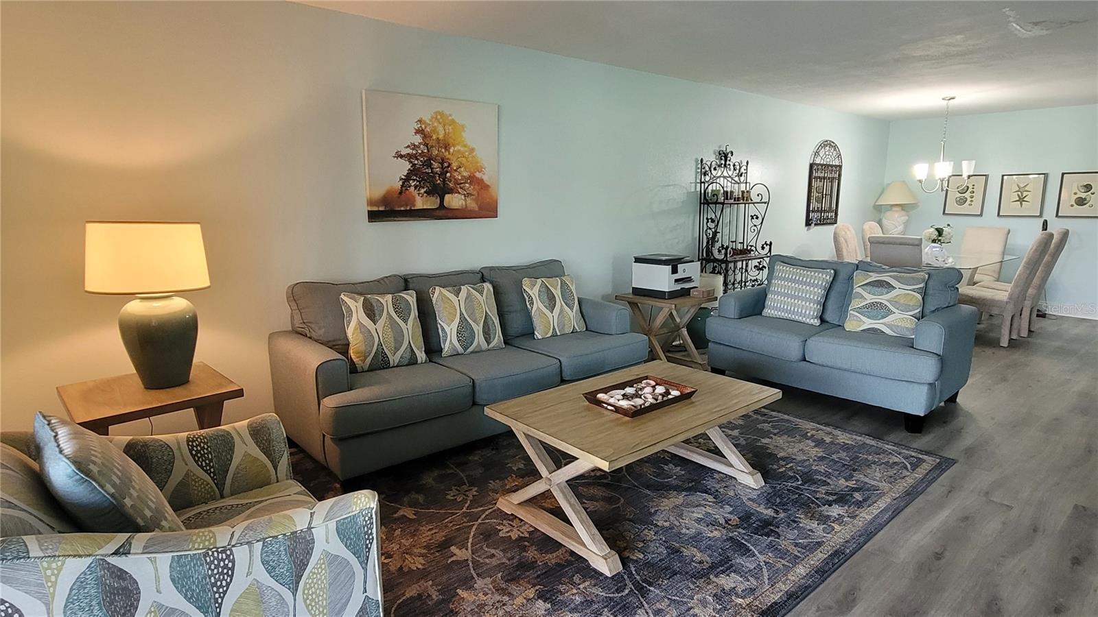 Image 4 of 16 For 320 Barcelona Drive 320