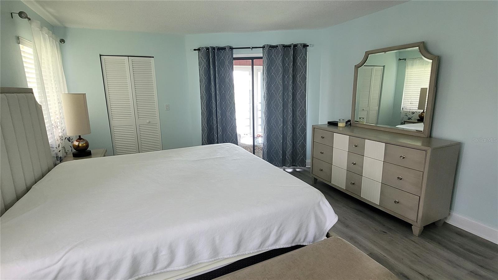 Image 8 of 16 For 320 Barcelona Drive 320