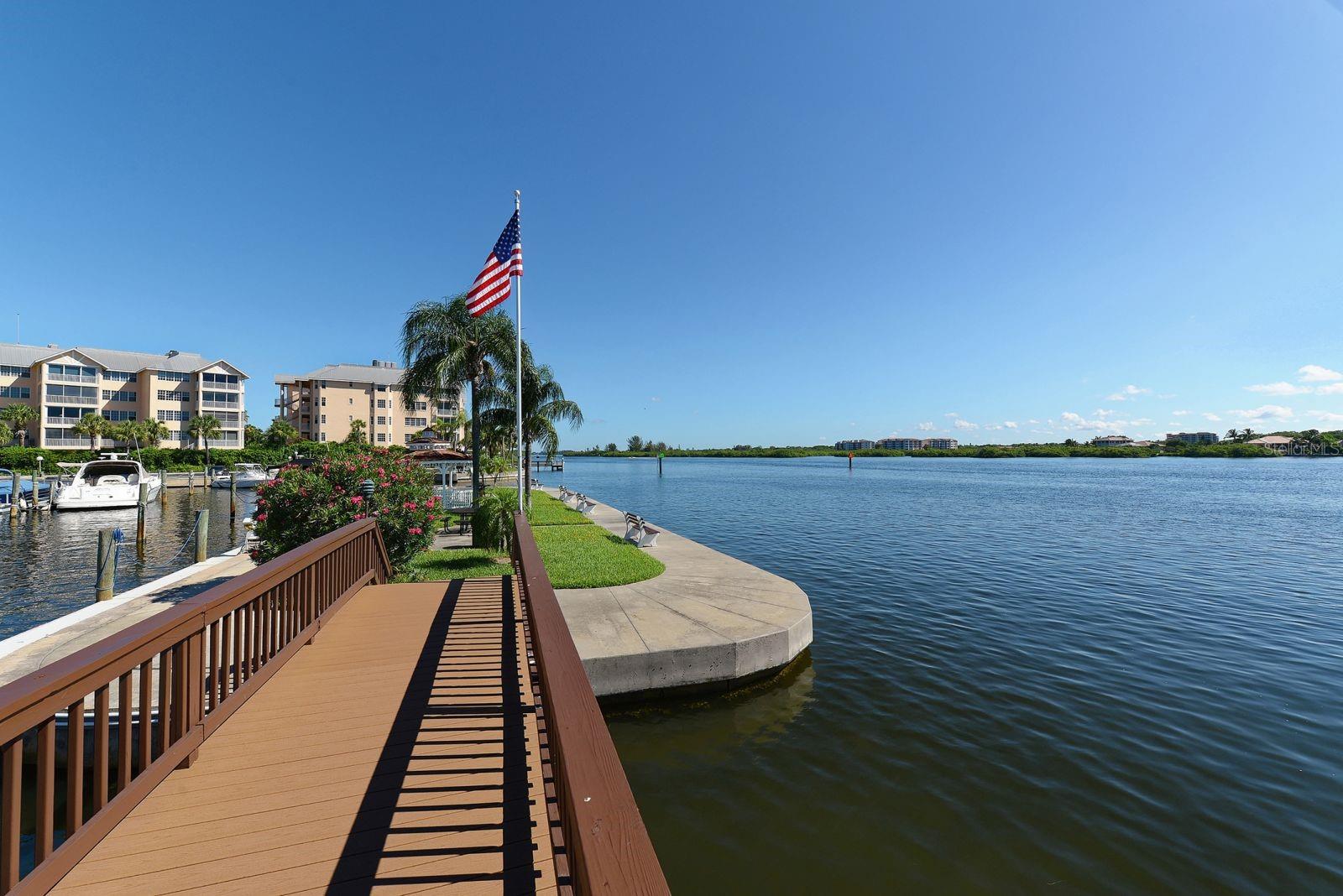 Image 48 of 63 For 5855 Midnight Pass Road 404