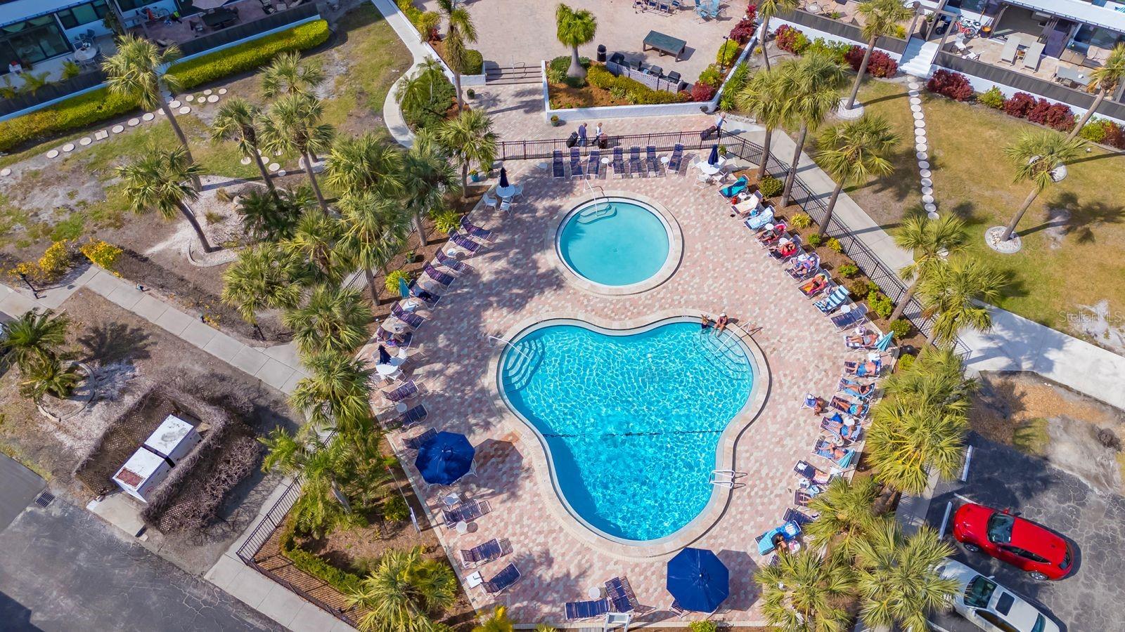 Image 55 of 63 For 5855 Midnight Pass Road 404