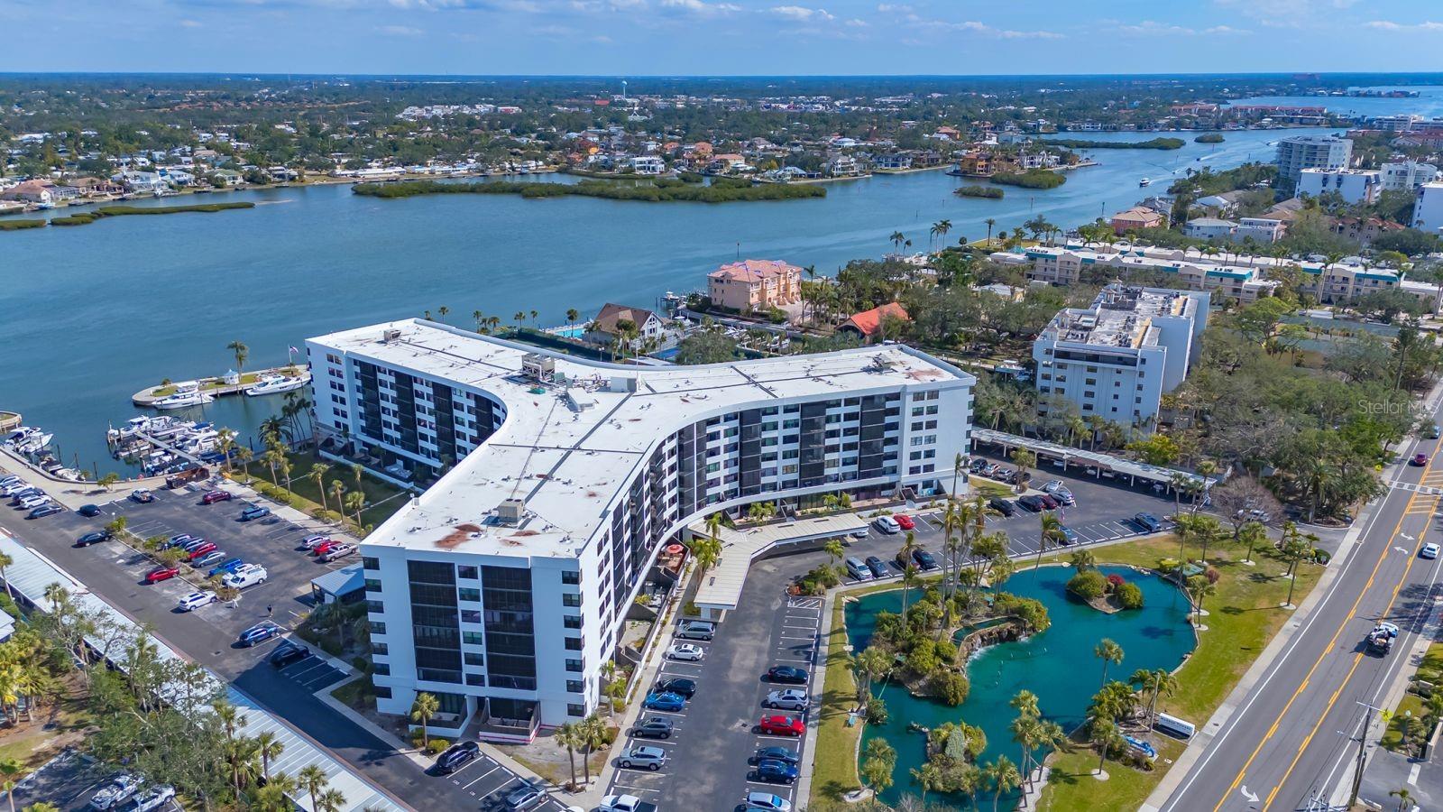 Image 59 of 63 For 5855 Midnight Pass Road 404