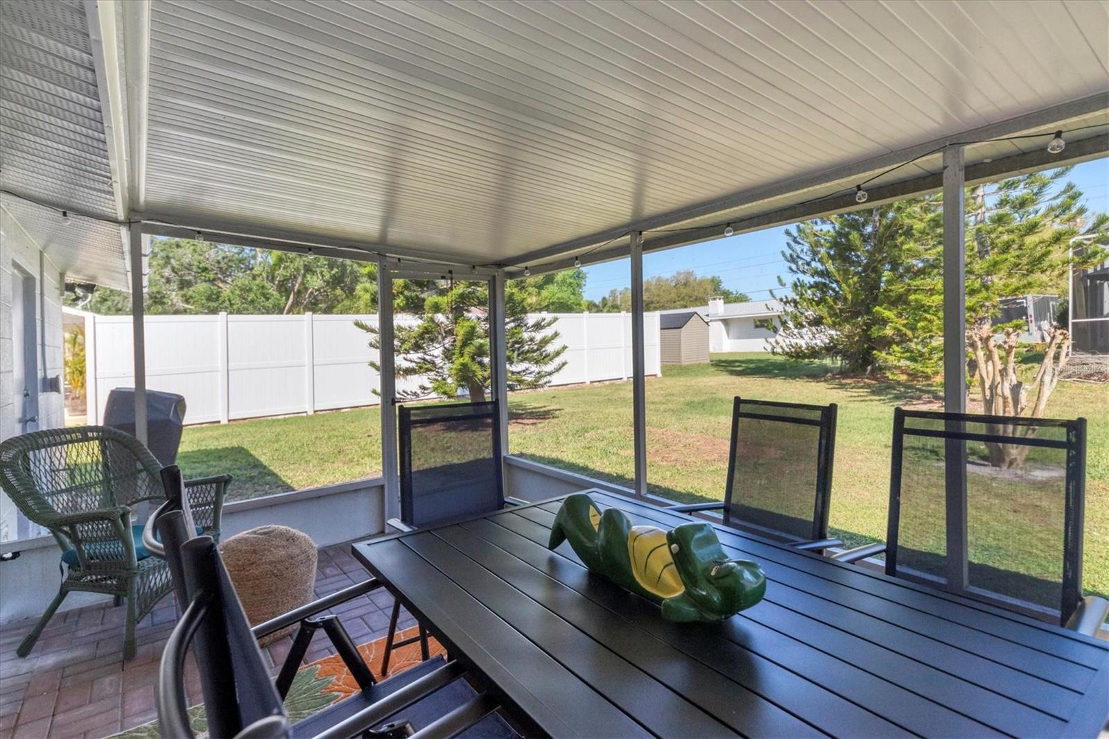 Image 28 of 34 For 2323 Doud Street