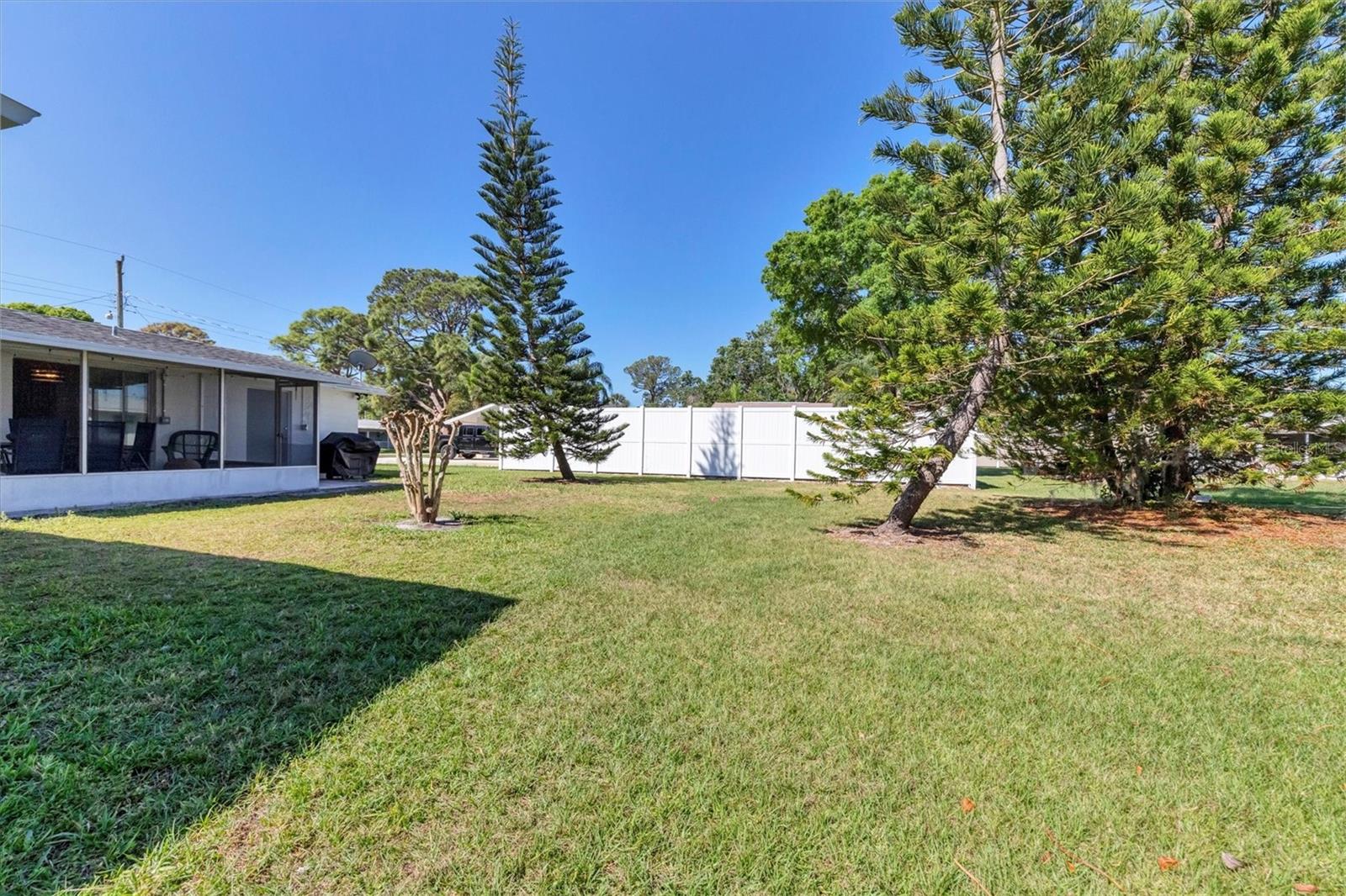 Image 33 of 34 For 2323 Doud Street