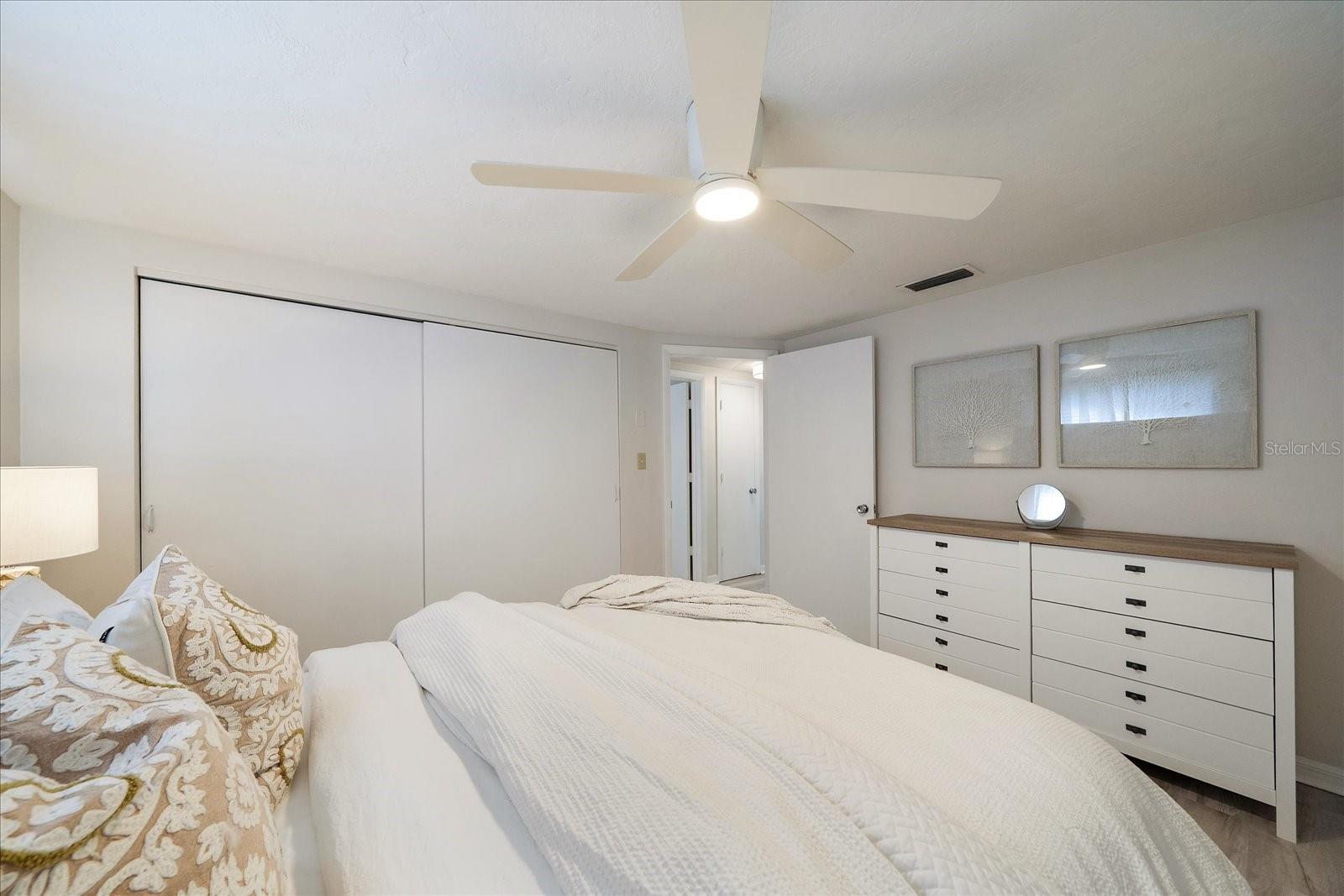 Image 23 of 35 For 2650 Leafy Lane