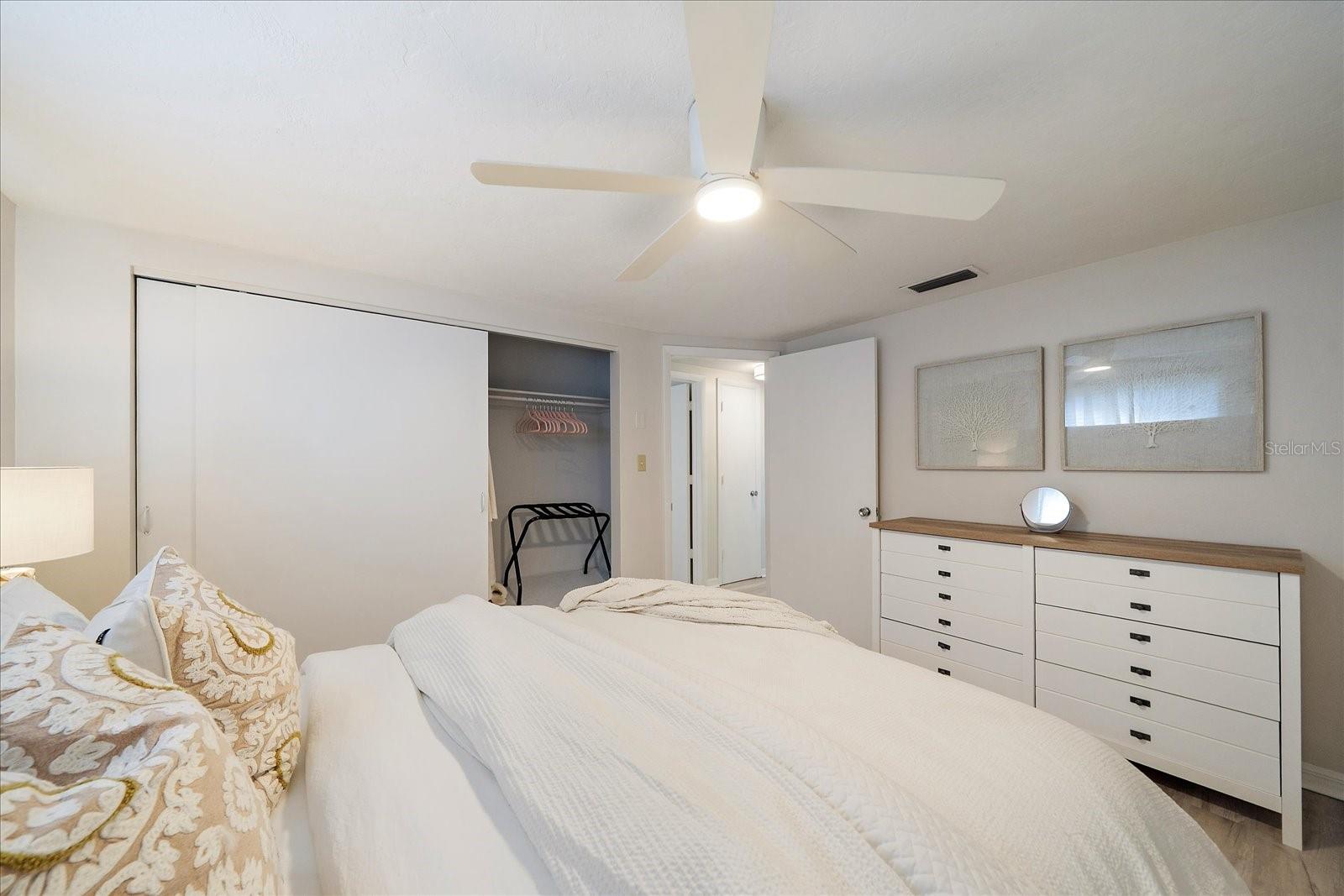 Image 24 of 35 For 2650 Leafy Lane