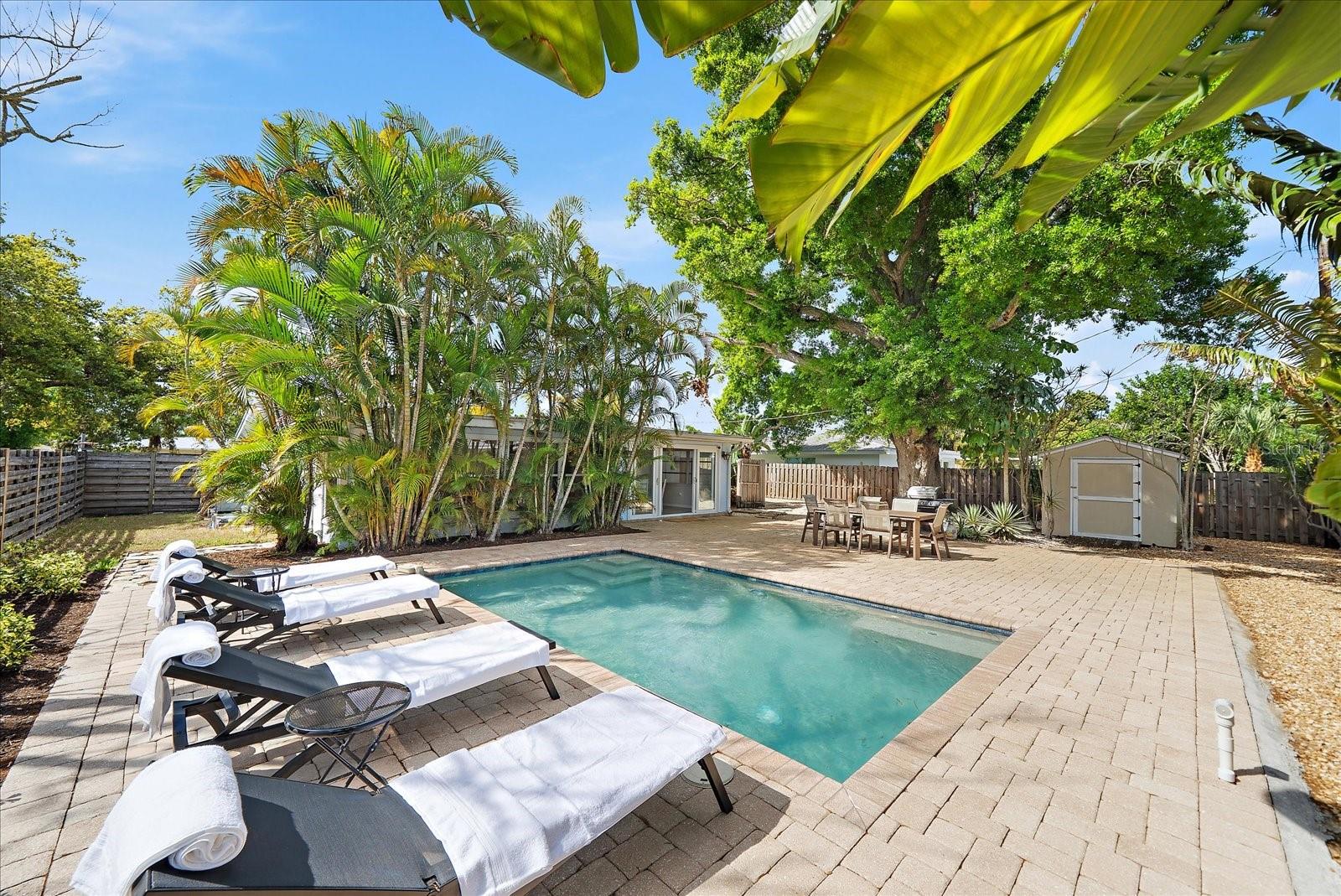 Image 3 of 35 For 2650 Leafy Lane