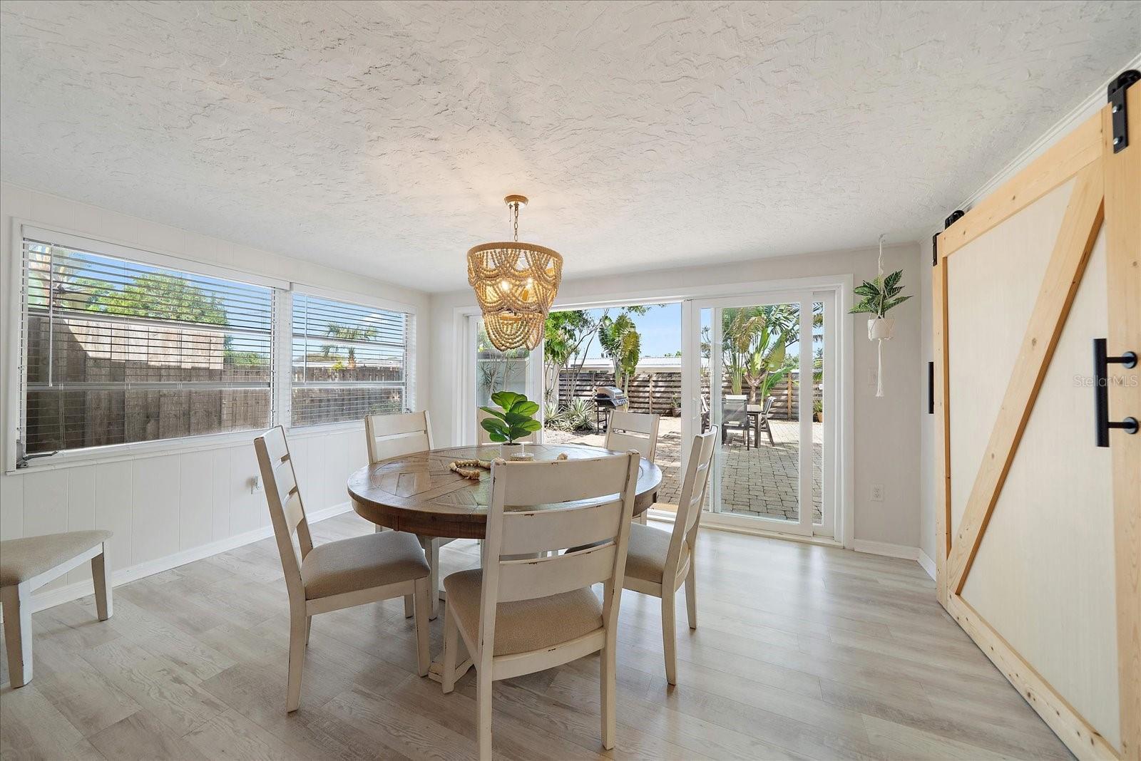 Image 8 of 35 For 2650 Leafy Lane