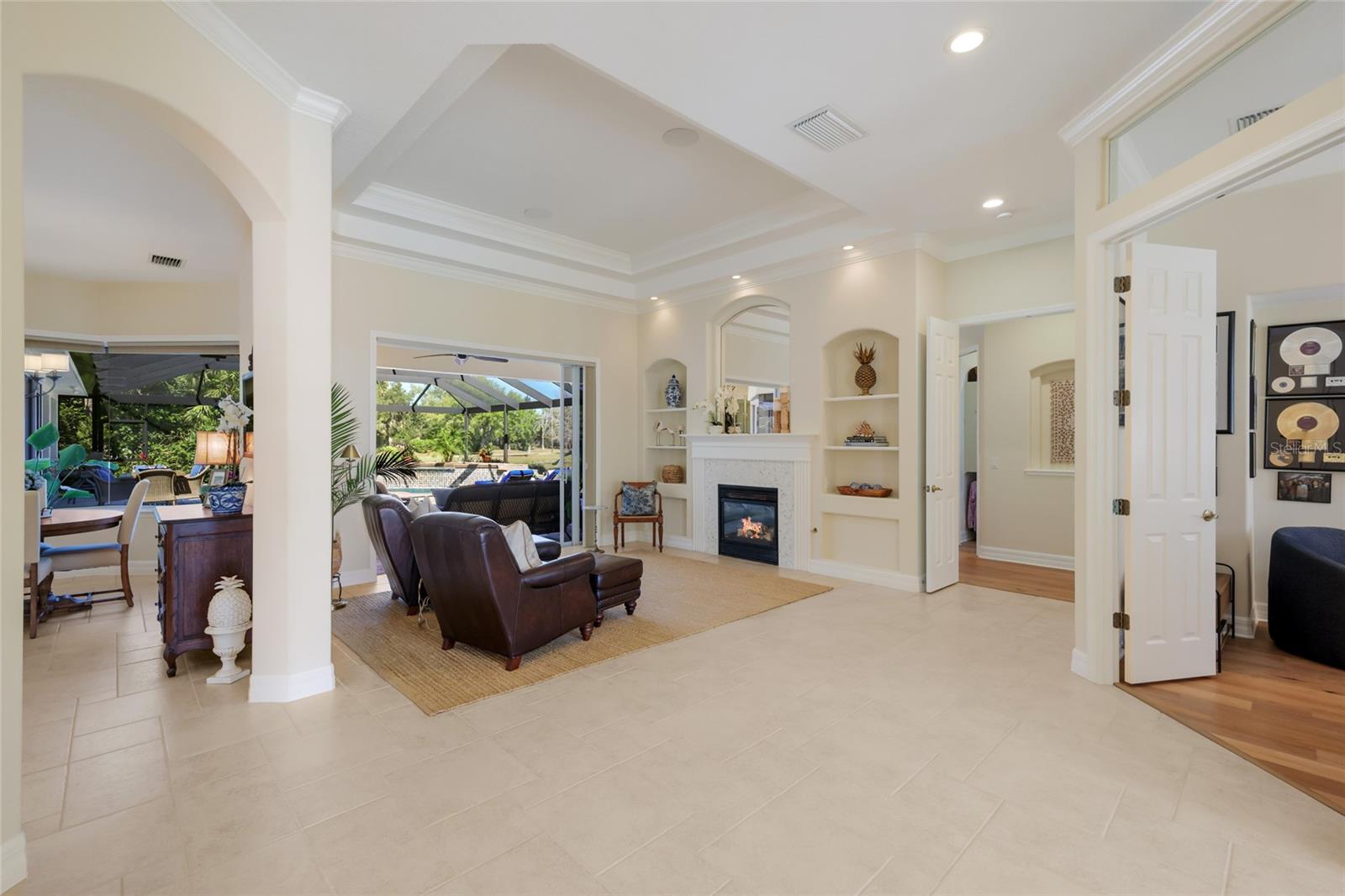 Image 11 of 83 For 7804 Rosehall Cove