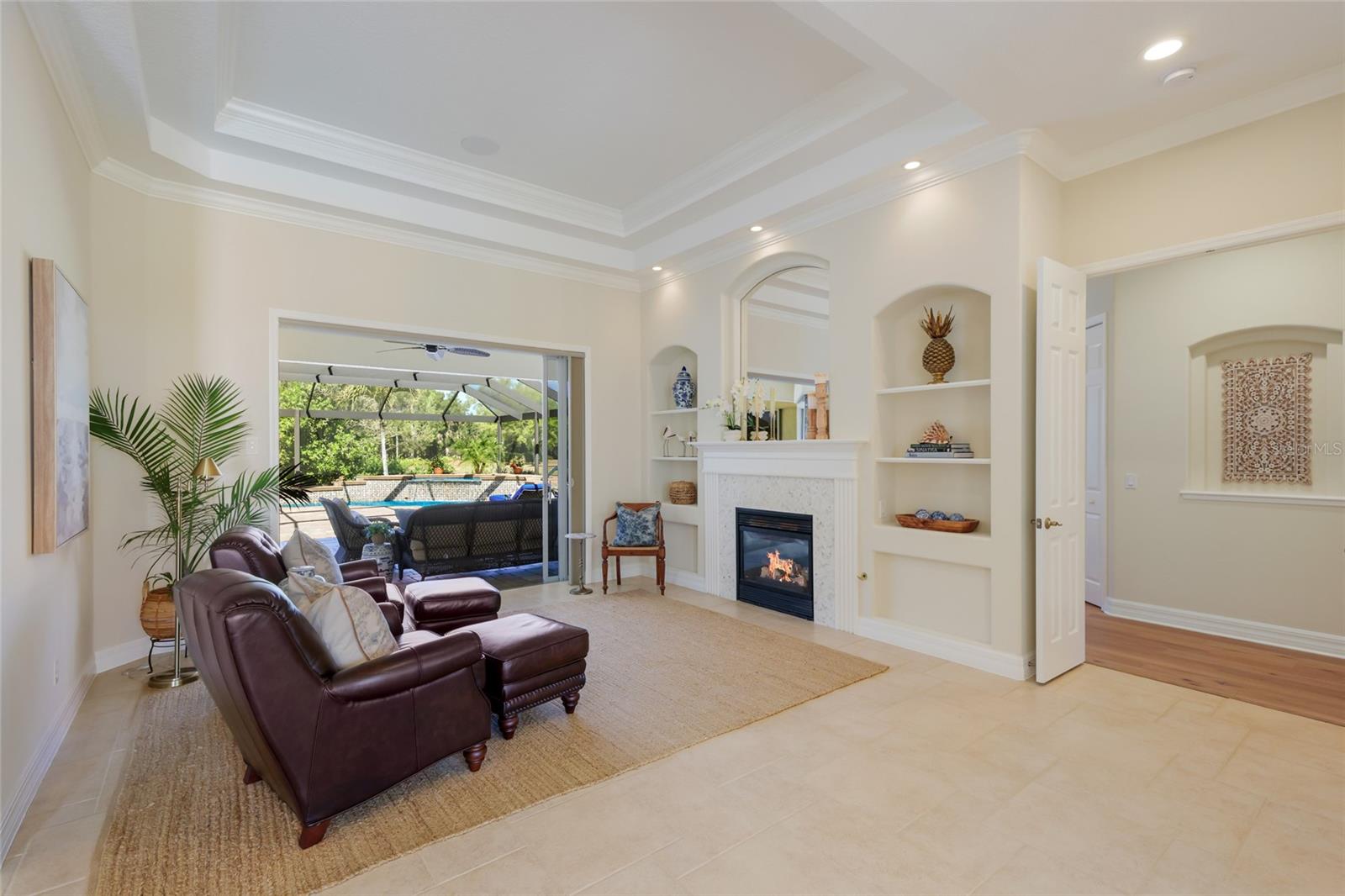 Image 12 of 83 For 7804 Rosehall Cove