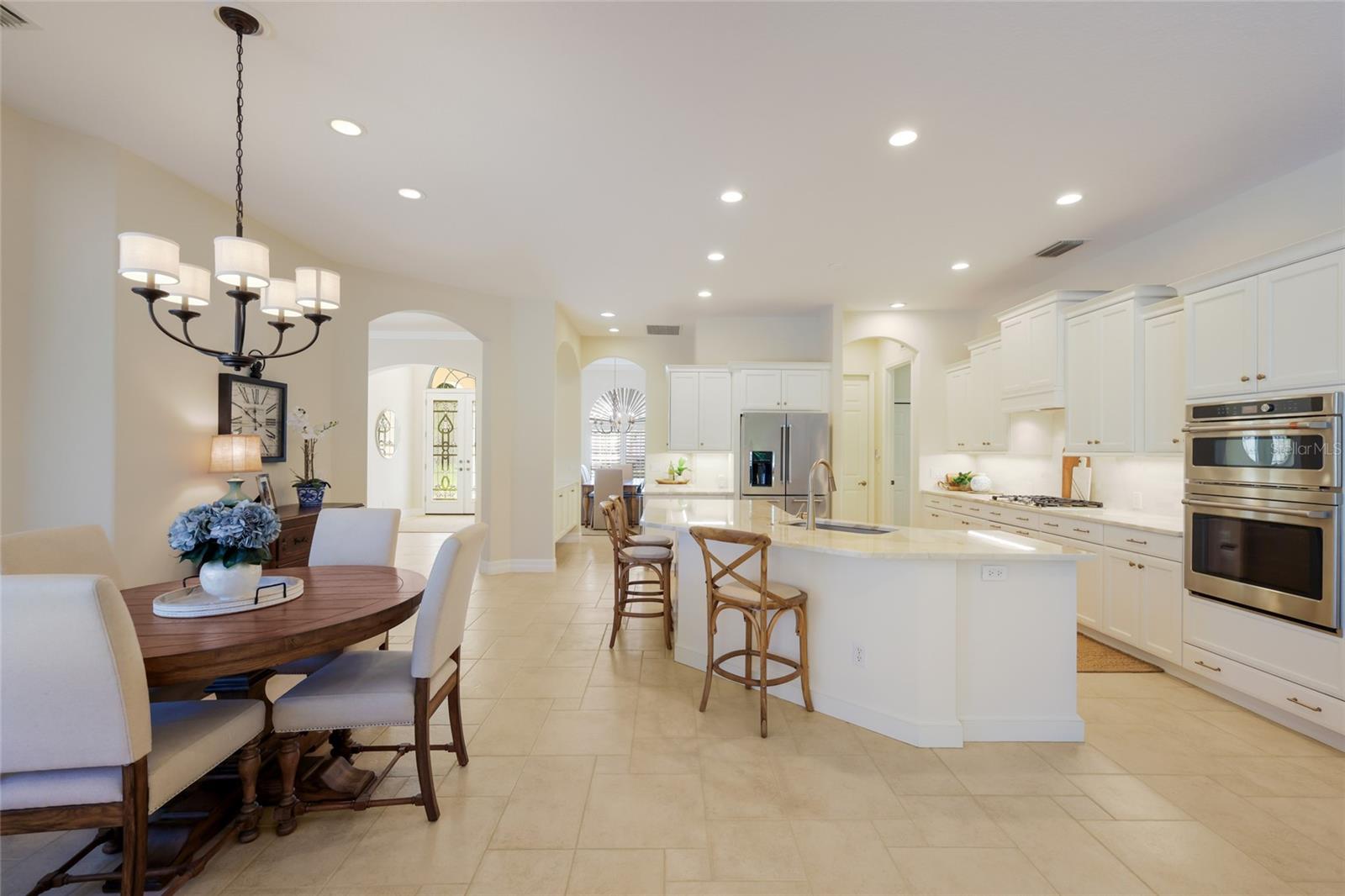 Image 22 of 83 For 7804 Rosehall Cove