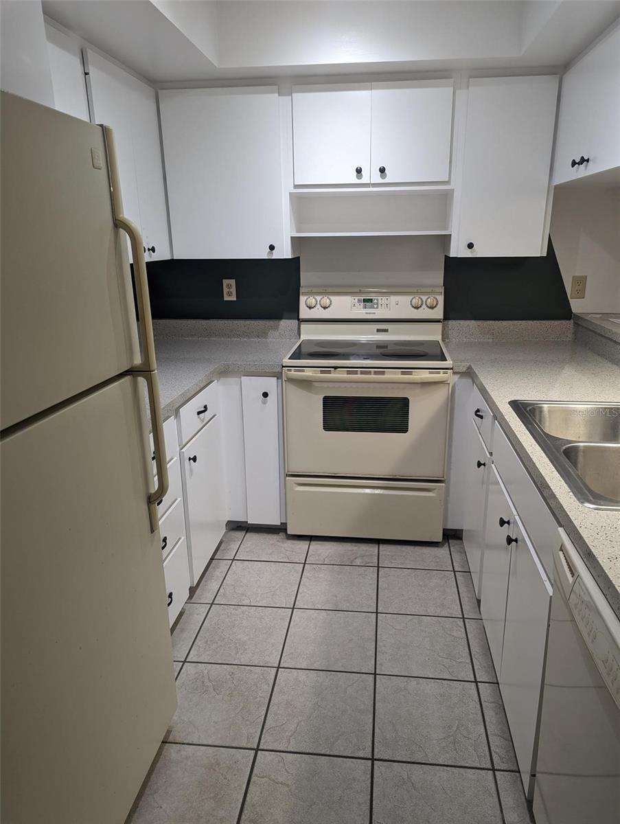 Image 11 of 11 For 2311 Beneva Terrace 2276