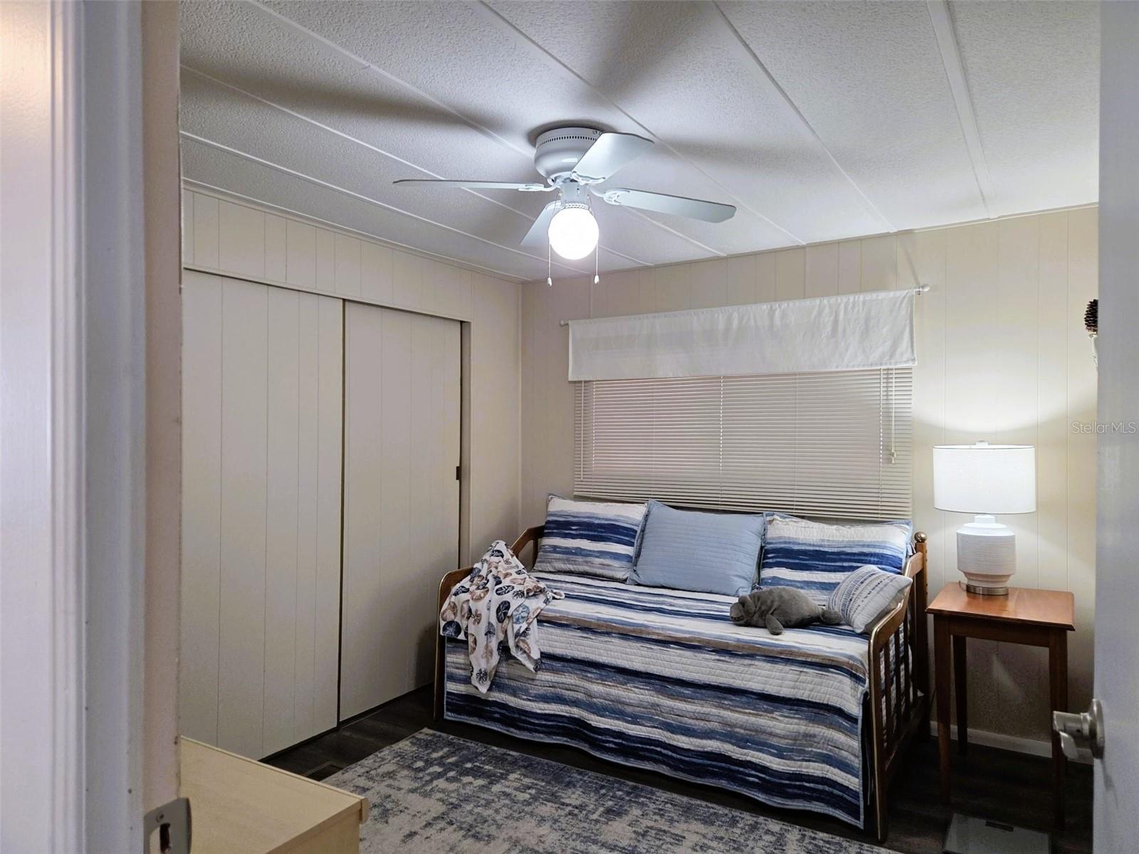 Image 25 of 37 For 3218 Oakwood Boulevard S