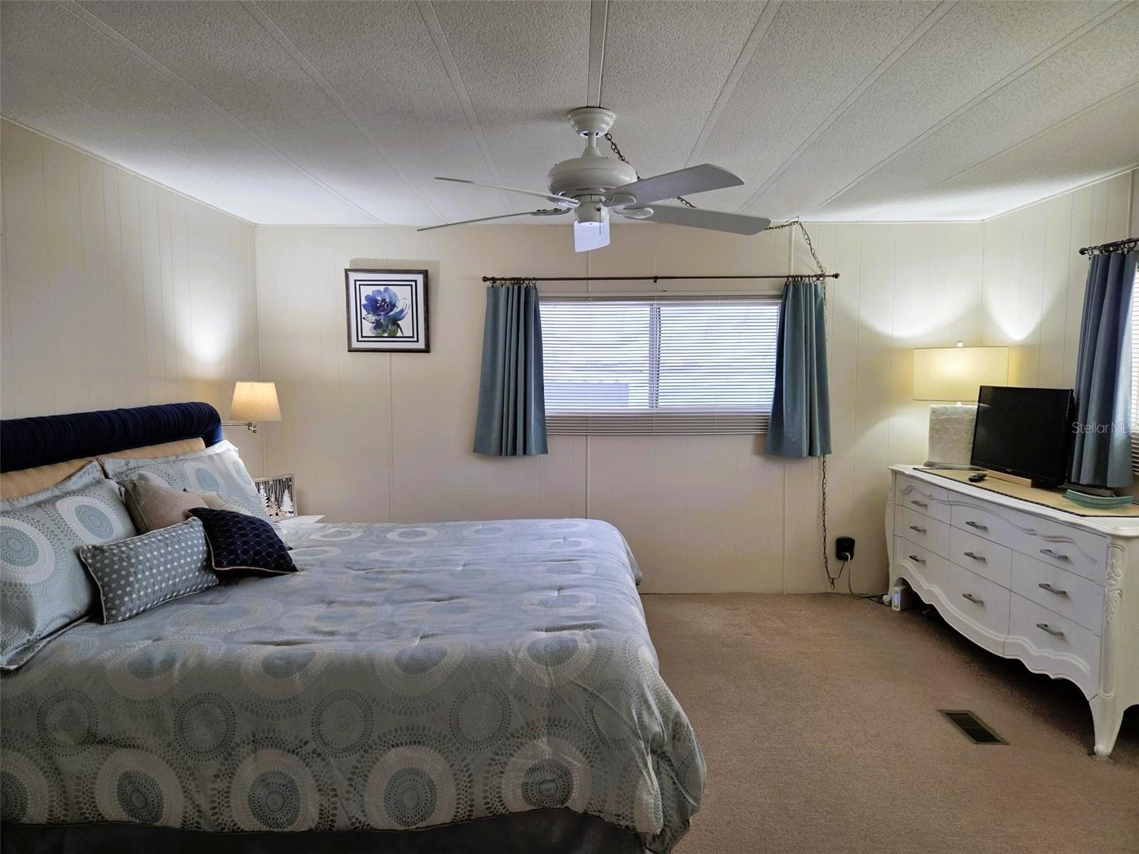 Image 29 of 37 For 3218 Oakwood Boulevard S