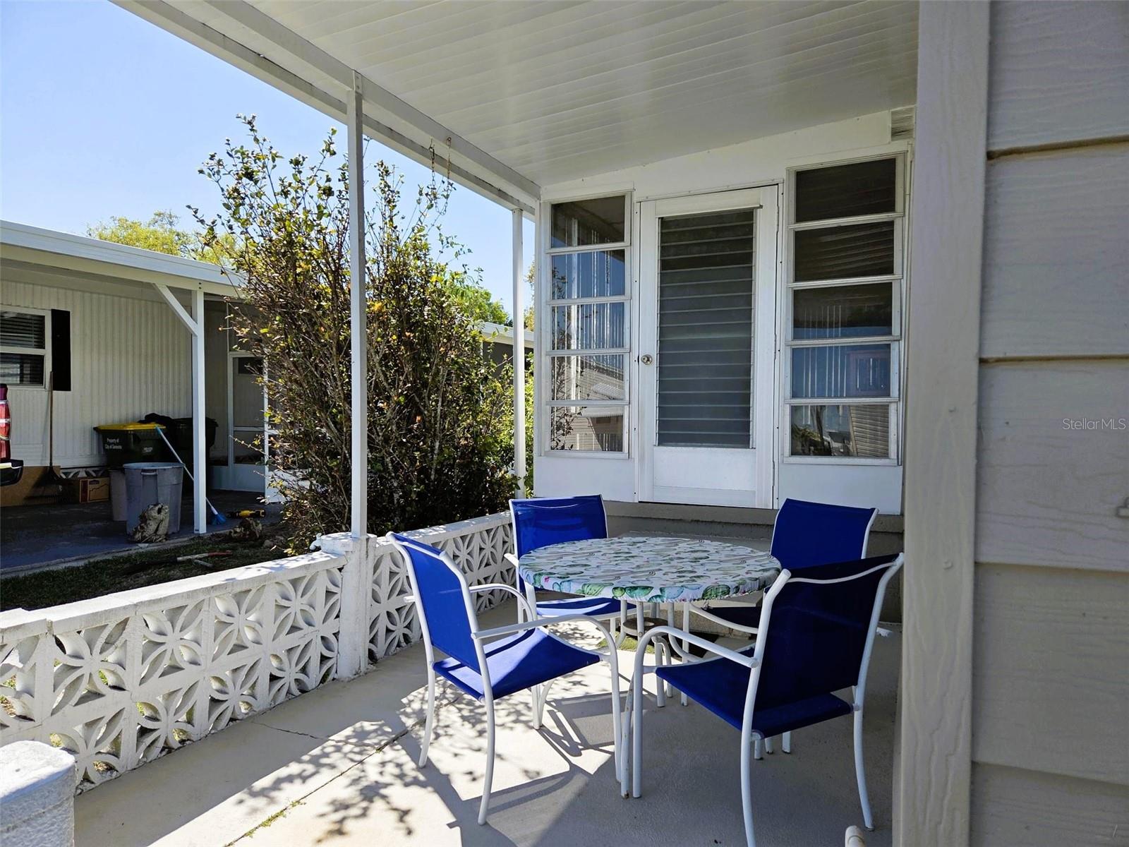 Image 3 of 37 For 3218 Oakwood Boulevard S