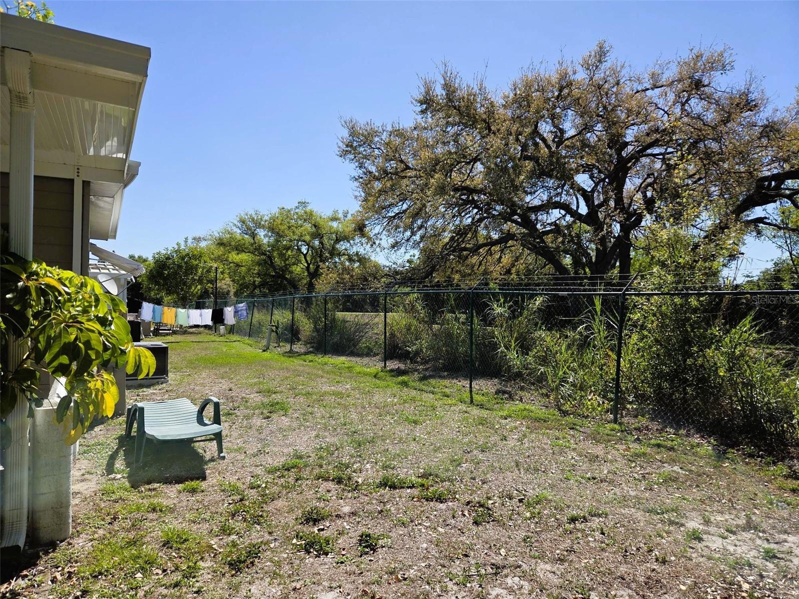 Image 33 of 37 For 3218 Oakwood Boulevard S