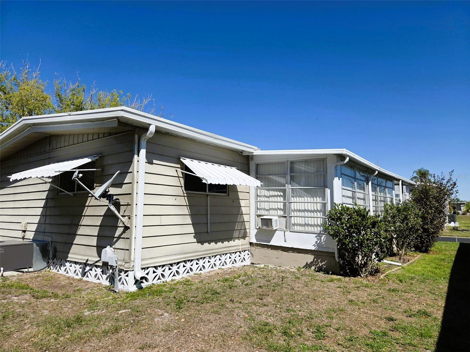 Image 34 of 37 For 3218 Oakwood Boulevard S