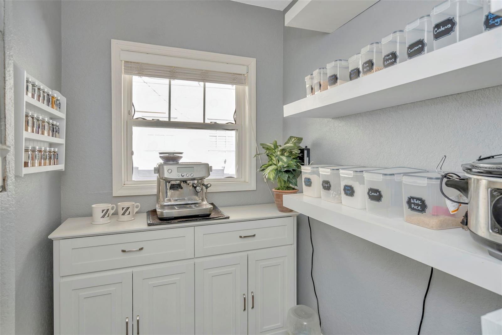 Image 9 of 25 For 167 Barbados Avenue