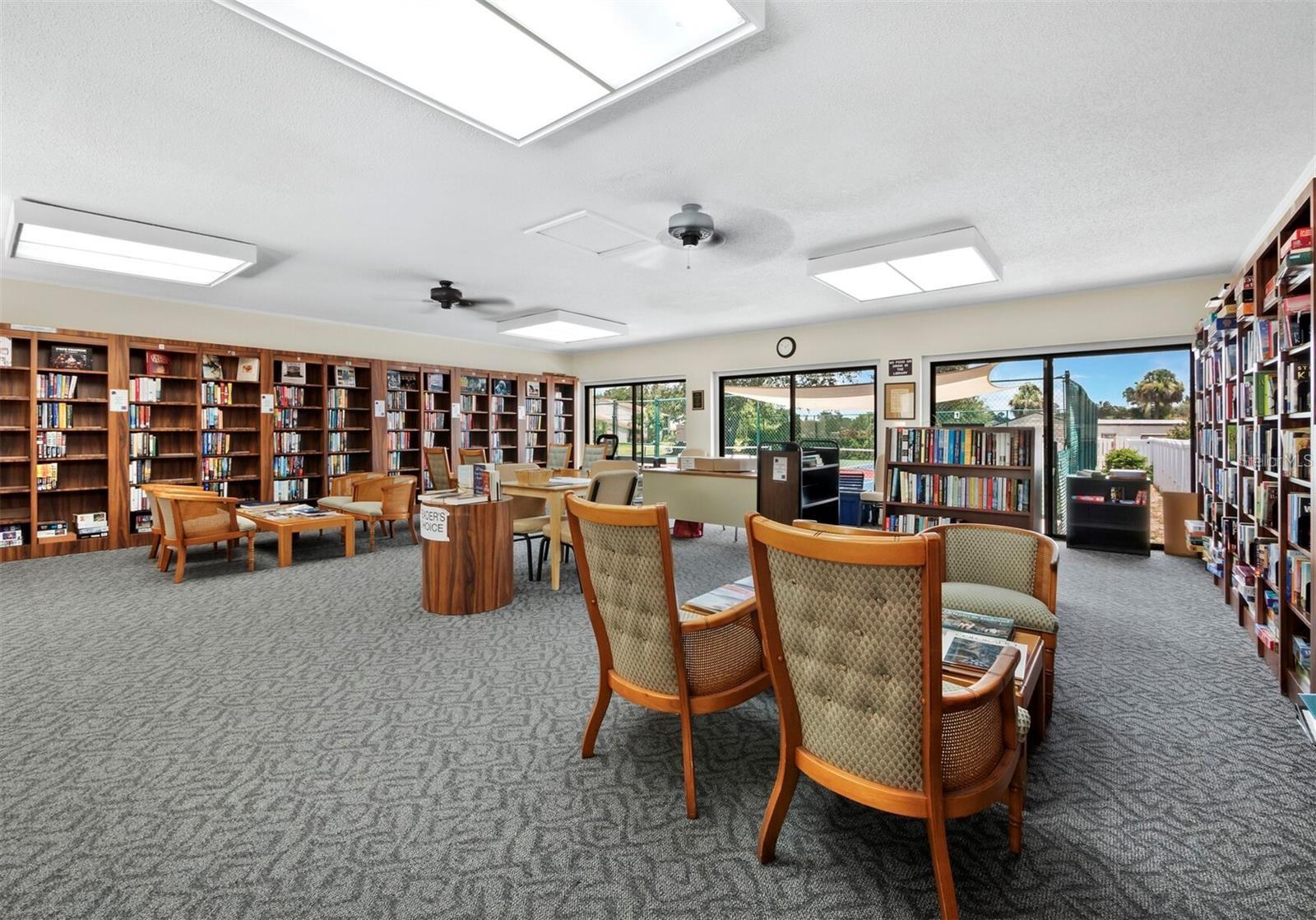 Image 42 of 98 For 712 White Pine Tree Road 77