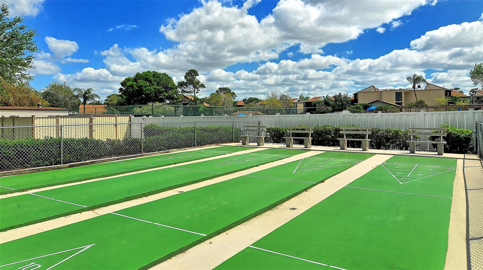 Image 46 of 98 For 712 White Pine Tree Road 77