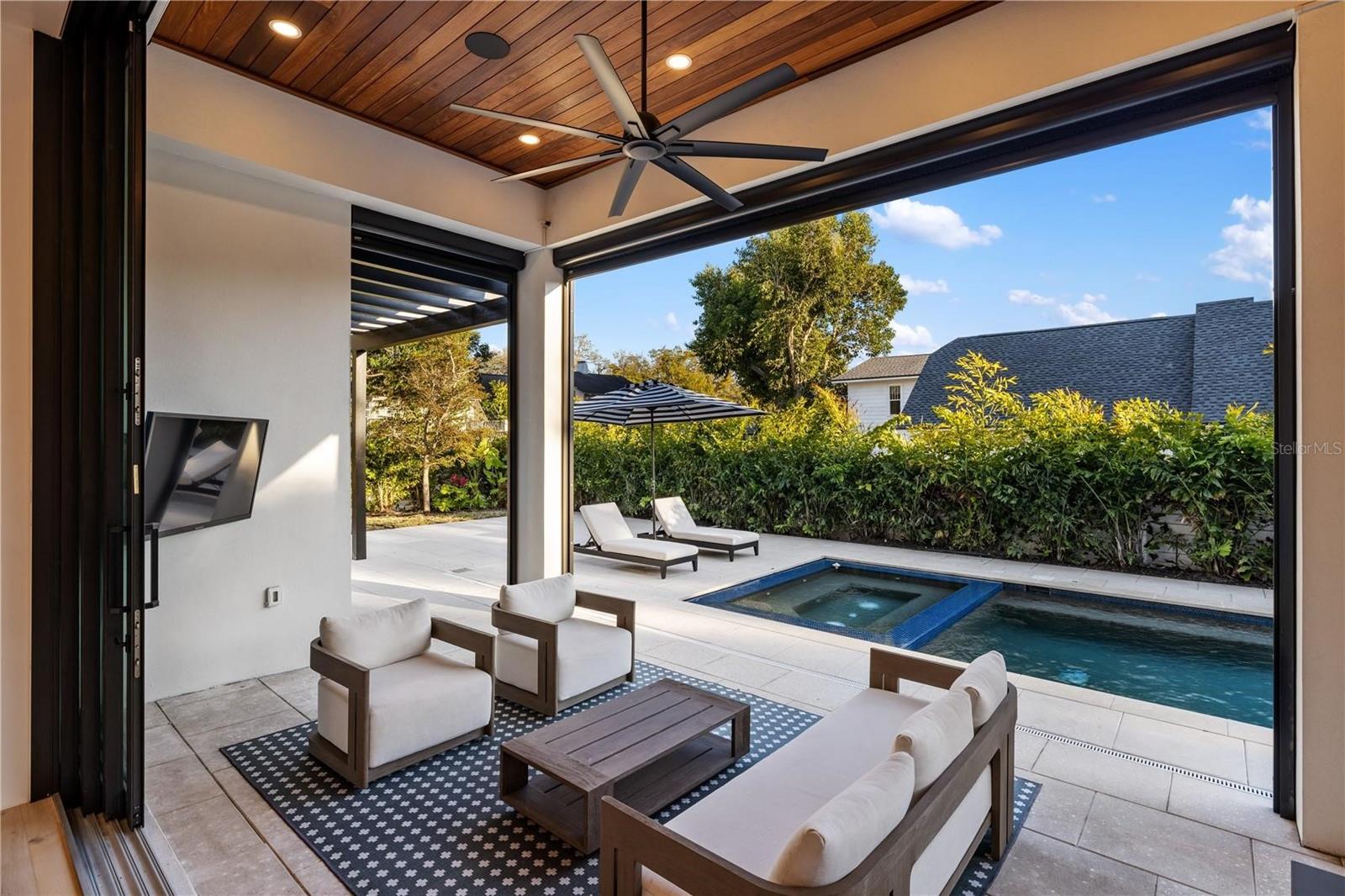 Image 33 of 80 For 1800 Webber Street