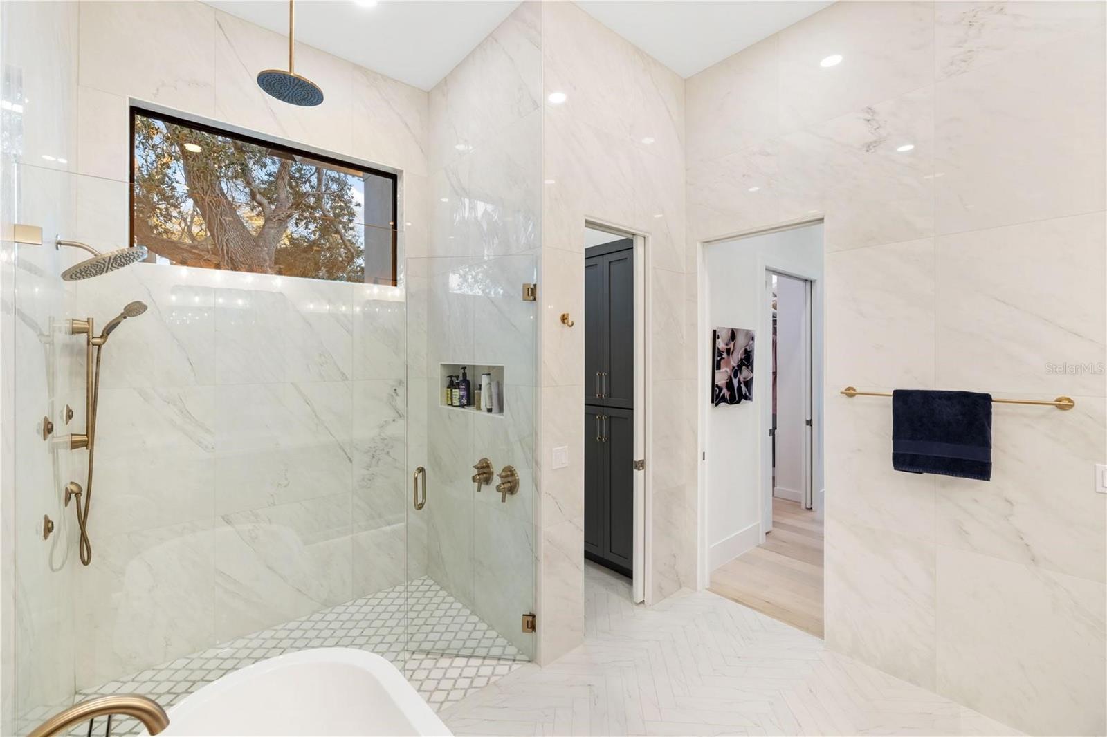 Image 52 of 80 For 1800 Webber Street