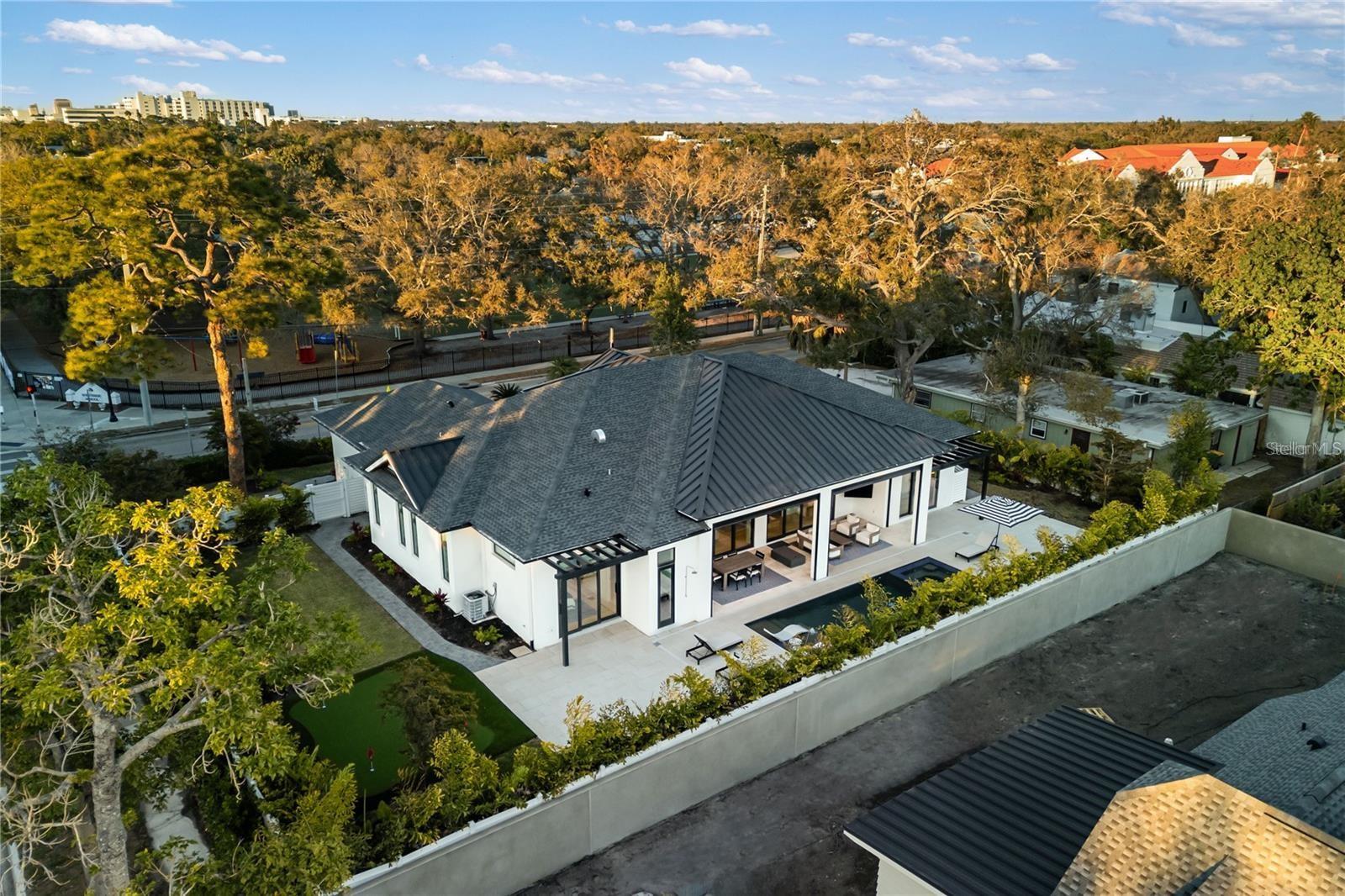 Image 74 of 80 For 1800 Webber Street