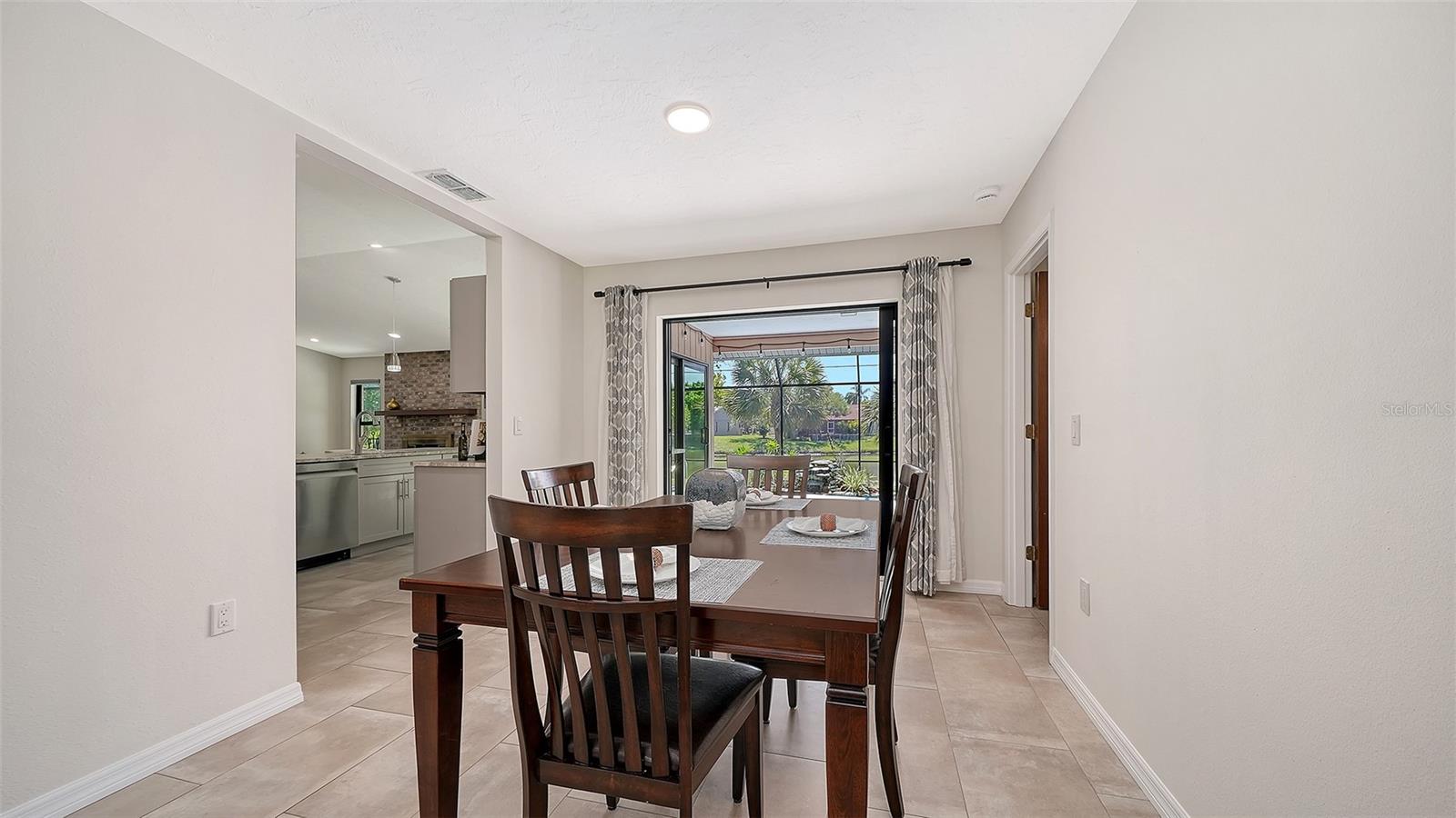 Image 12 of 55 For 5348 Bent Oak Drive