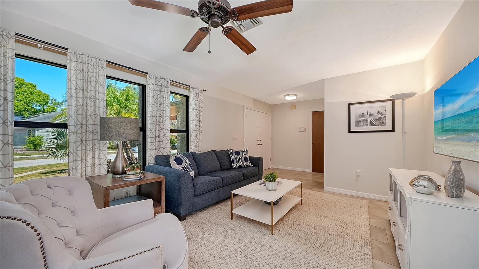 Image 8 of 55 For 5348 Bent Oak Drive