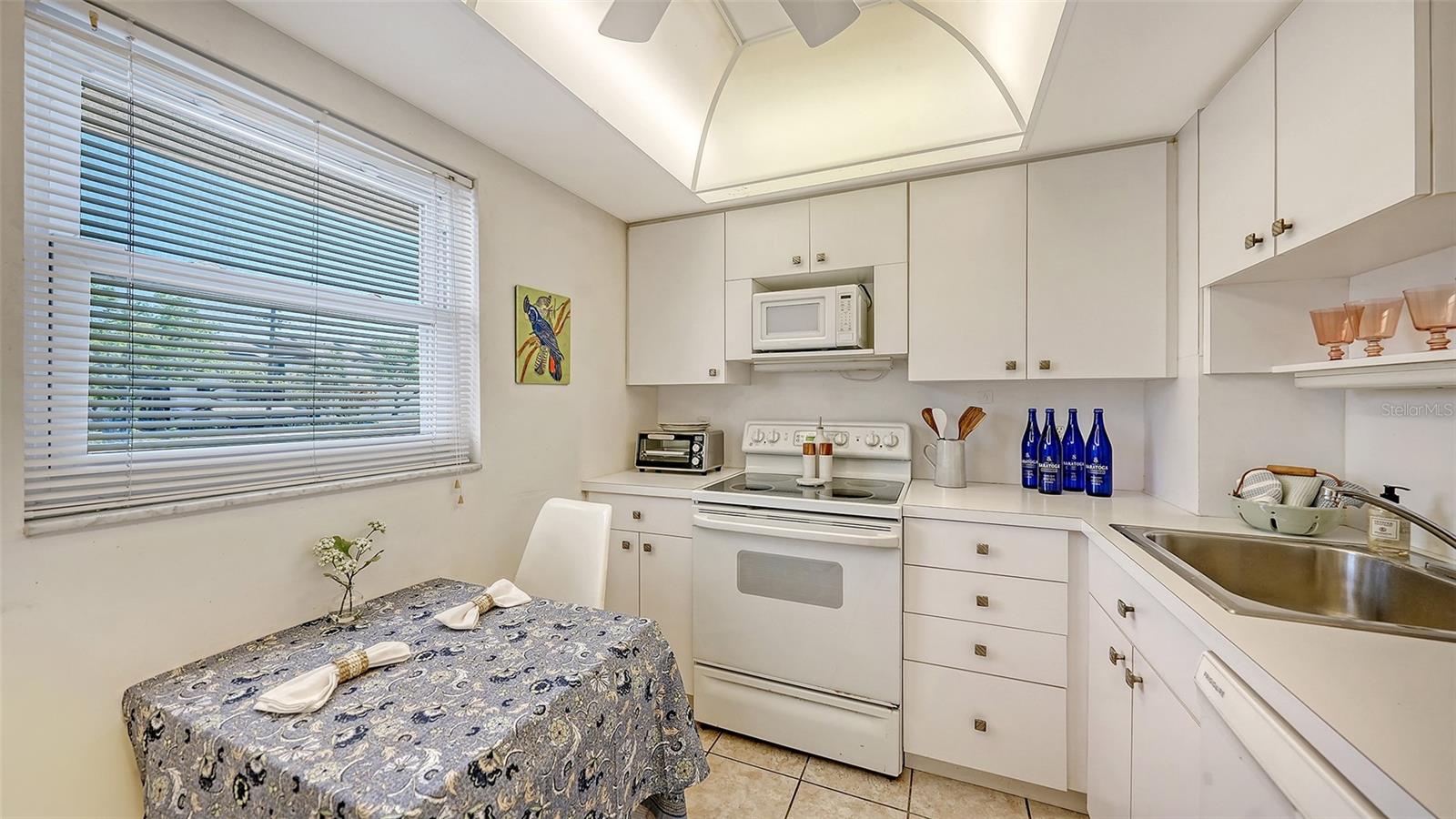 Image 17 of 46 For 1257 Portofino Drive 203