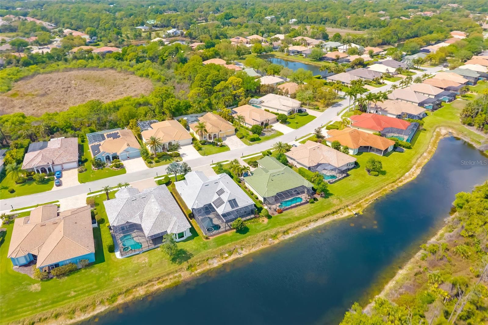 Image 14 of 76 For 1016 Scherer Way