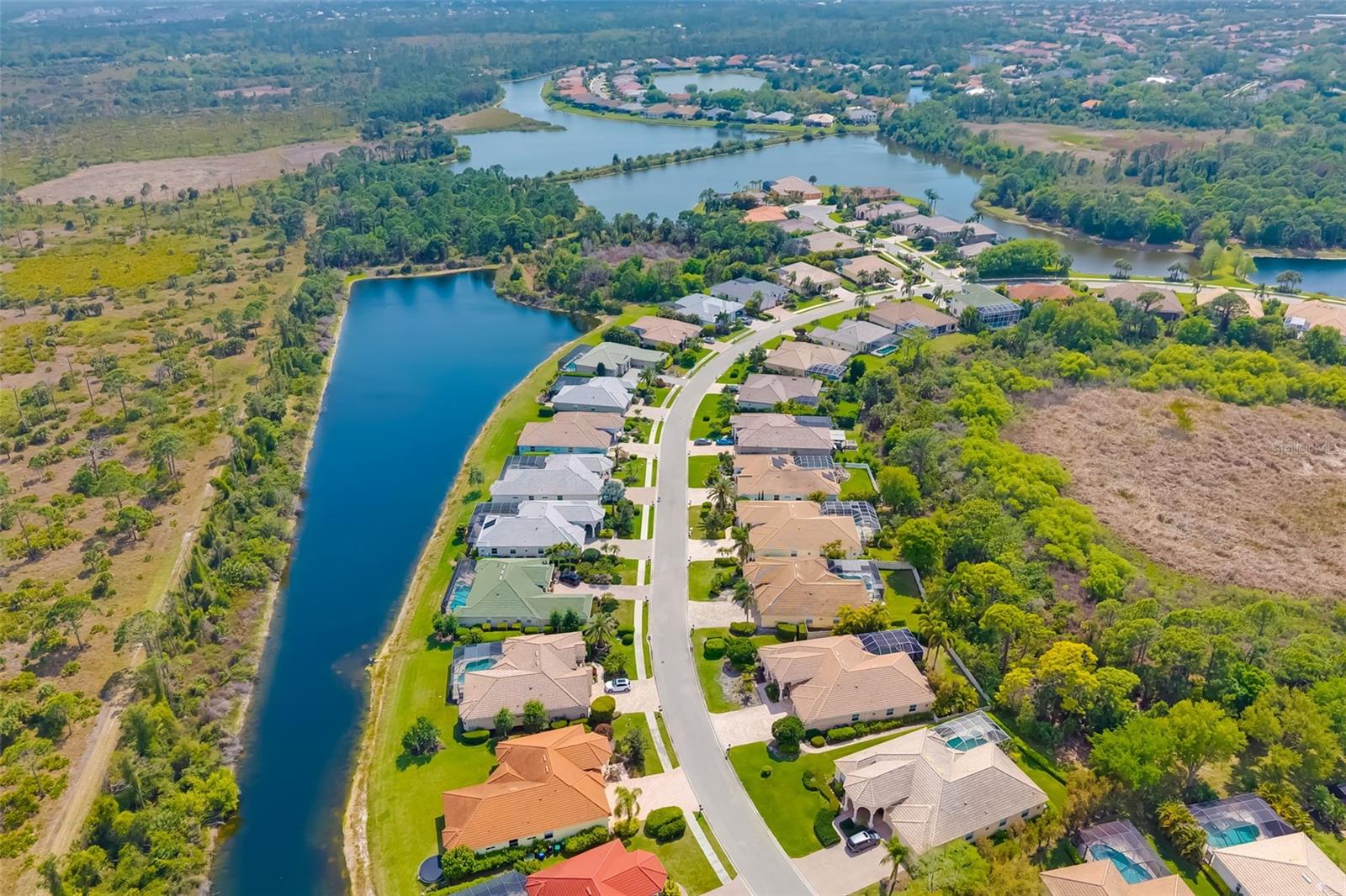 Image 16 of 76 For 1016 Scherer Way