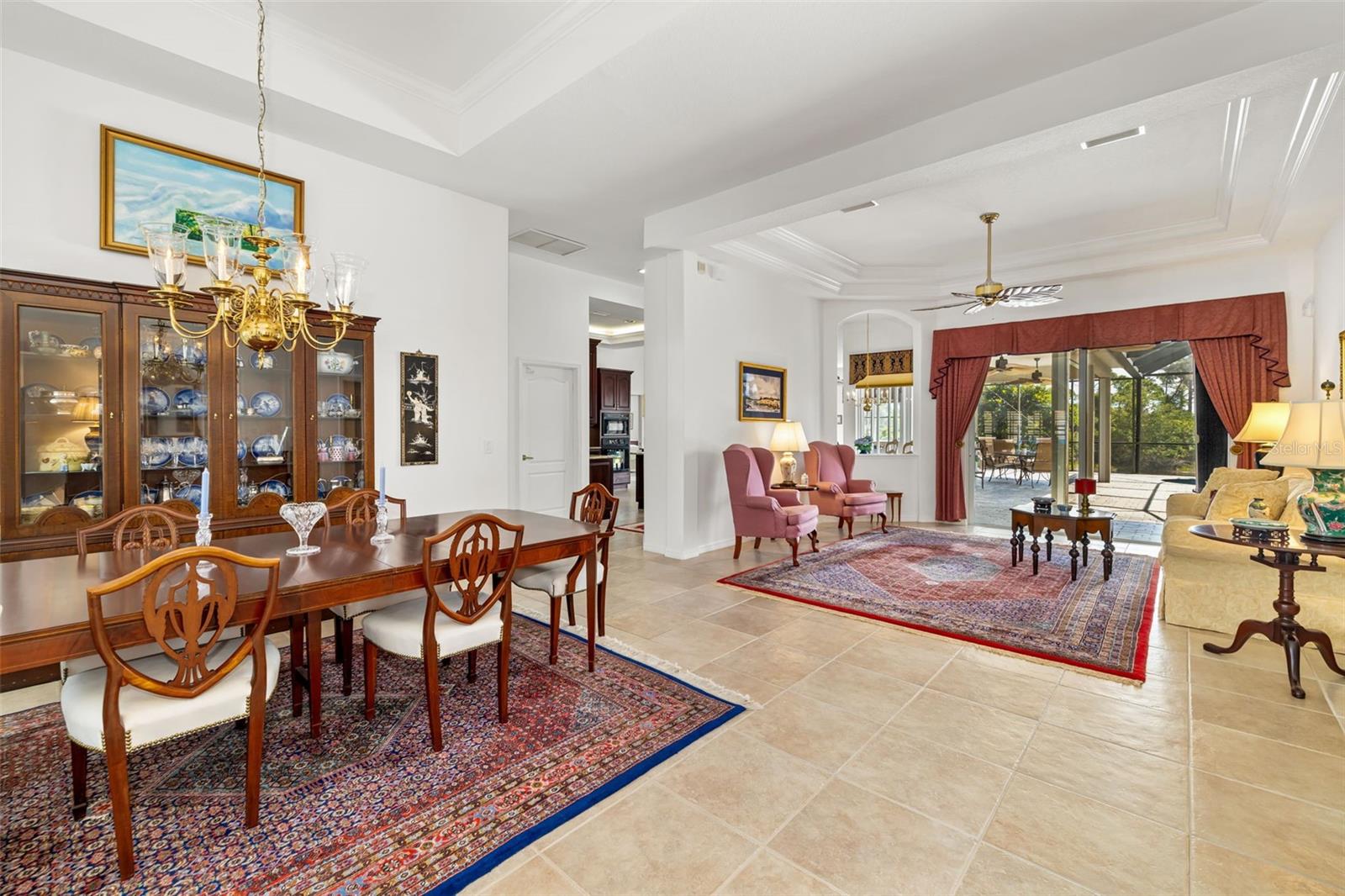 Image 17 of 76 For 1016 Scherer Way