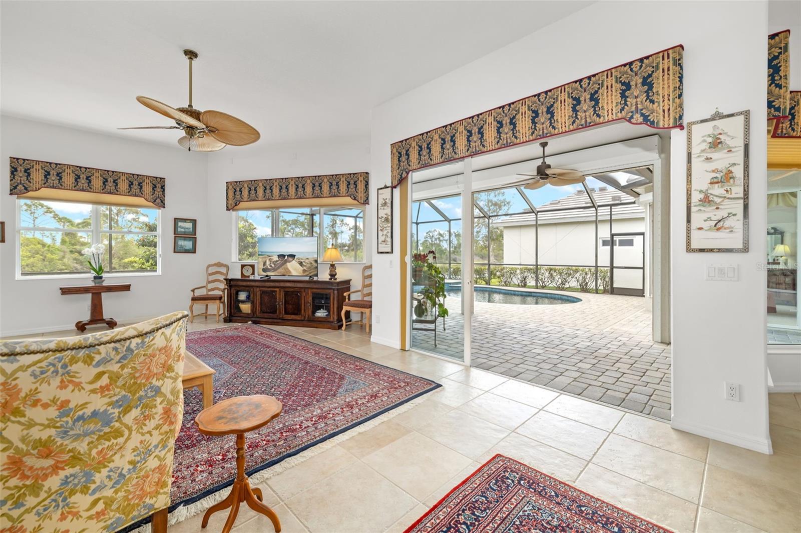 Image 42 of 76 For 1016 Scherer Way