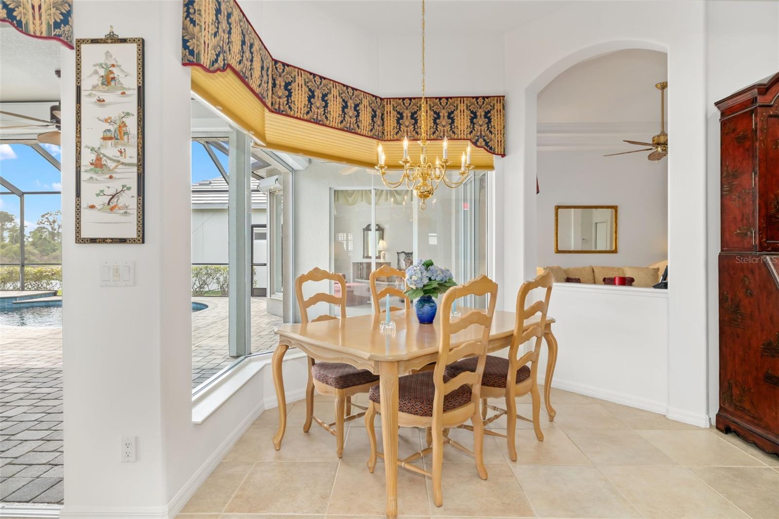 Image 43 of 76 For 1016 Scherer Way